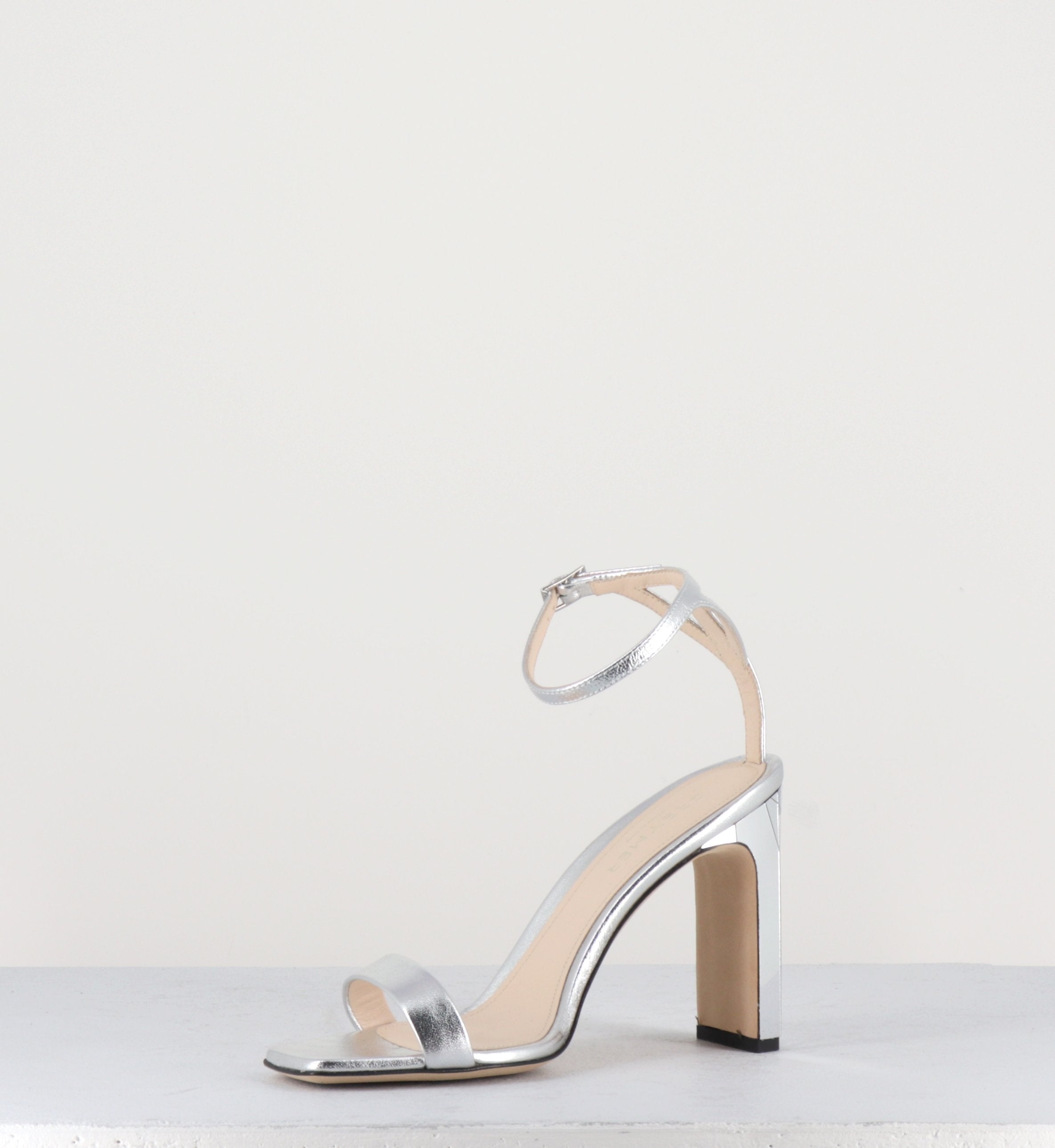 Sandales à talon en cuir argenté Greymer - 700.090 MIRROR