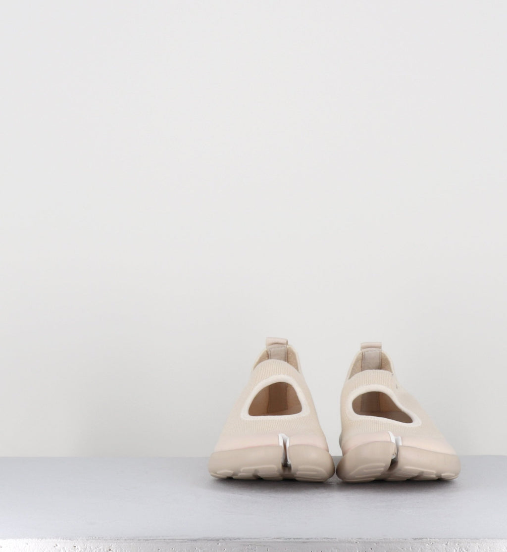 TABI SANDAL OFF WHITE