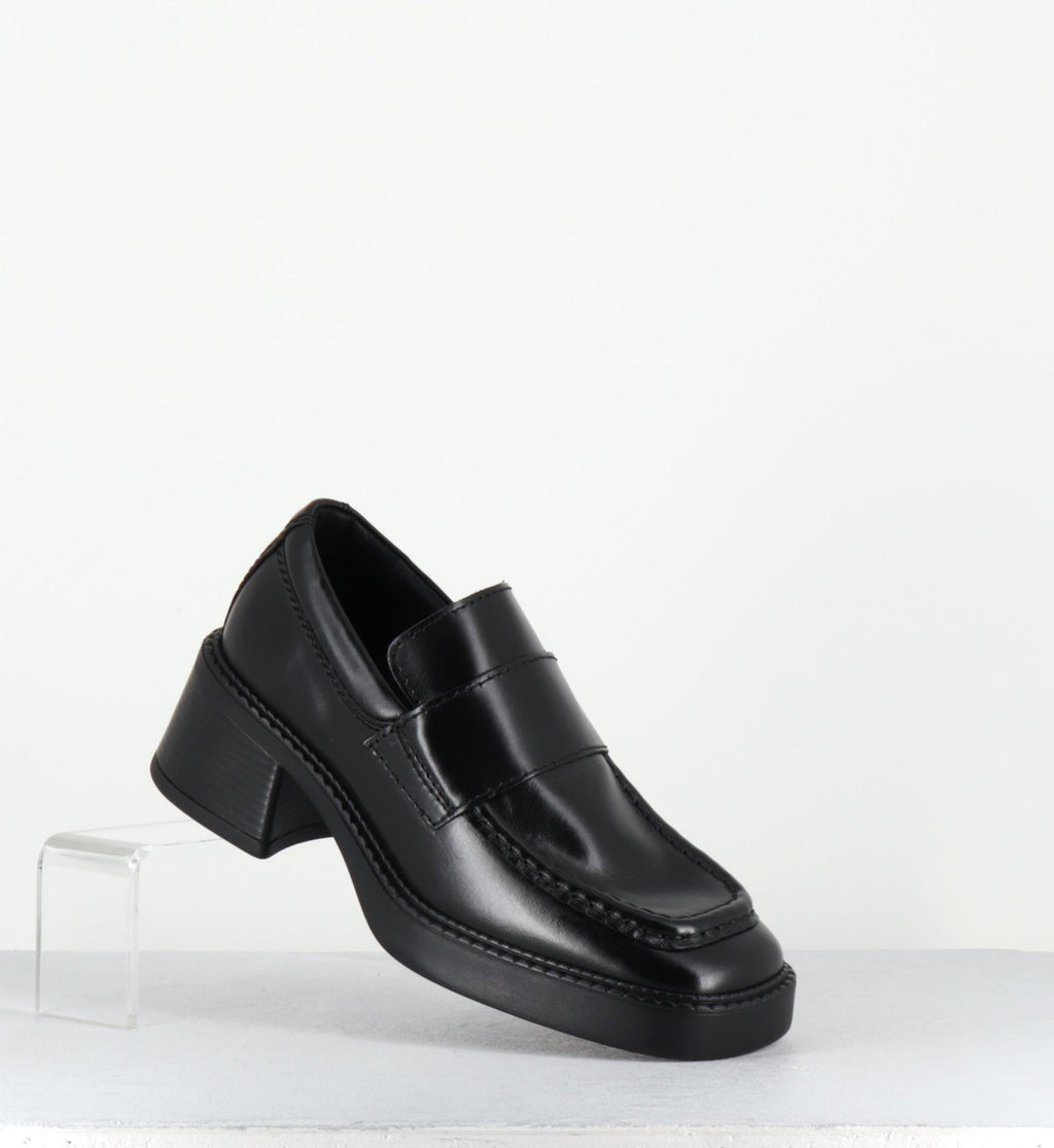 KARINA BLACK LOAFERS