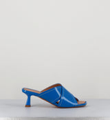 BLEU