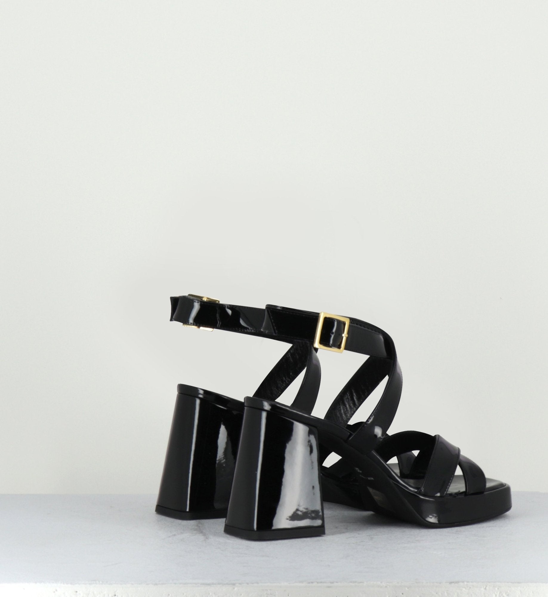 YEL3009 BLACK