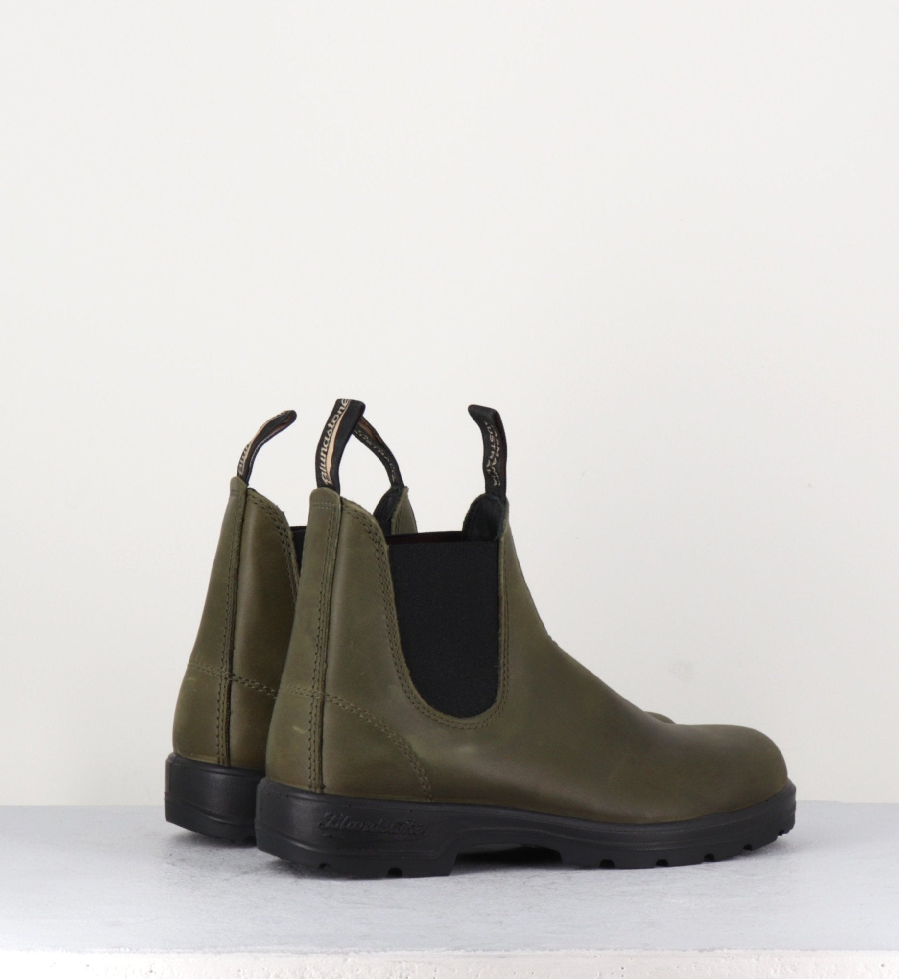 2052 CUIR OLIVE