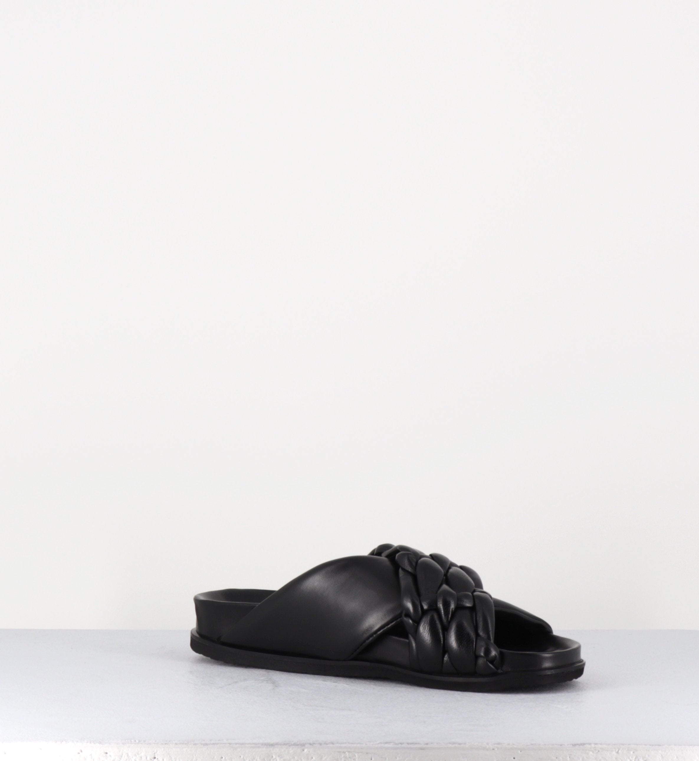 MICHA INTRECCIO BLACK
