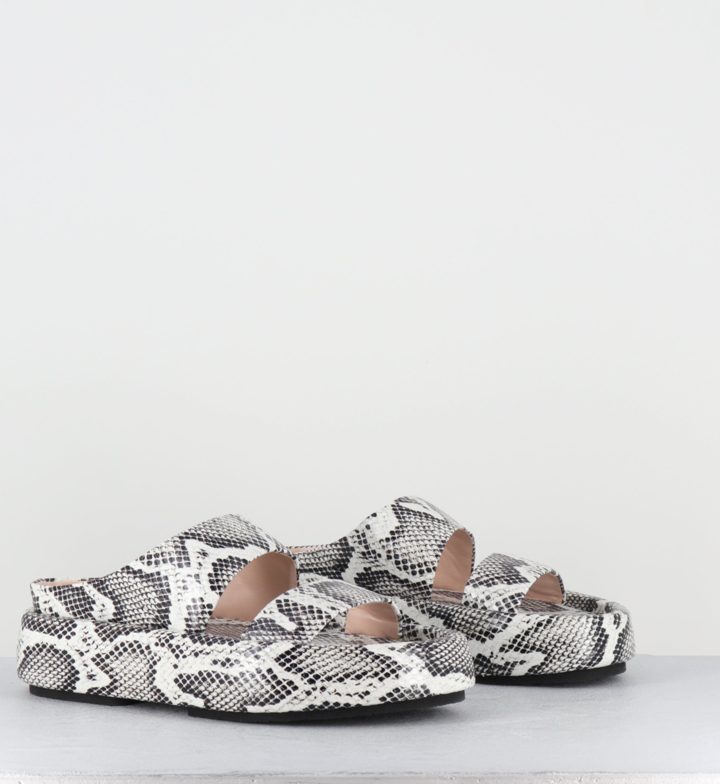 Mules compensées serpent - BULLE SLIDES FOG