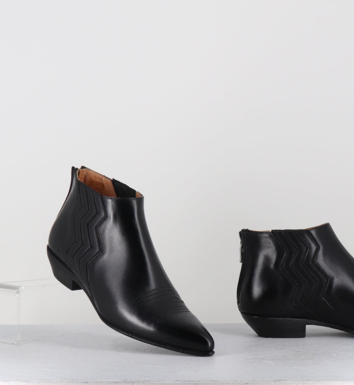 MEGAN 10007 ECOVIT BLACK