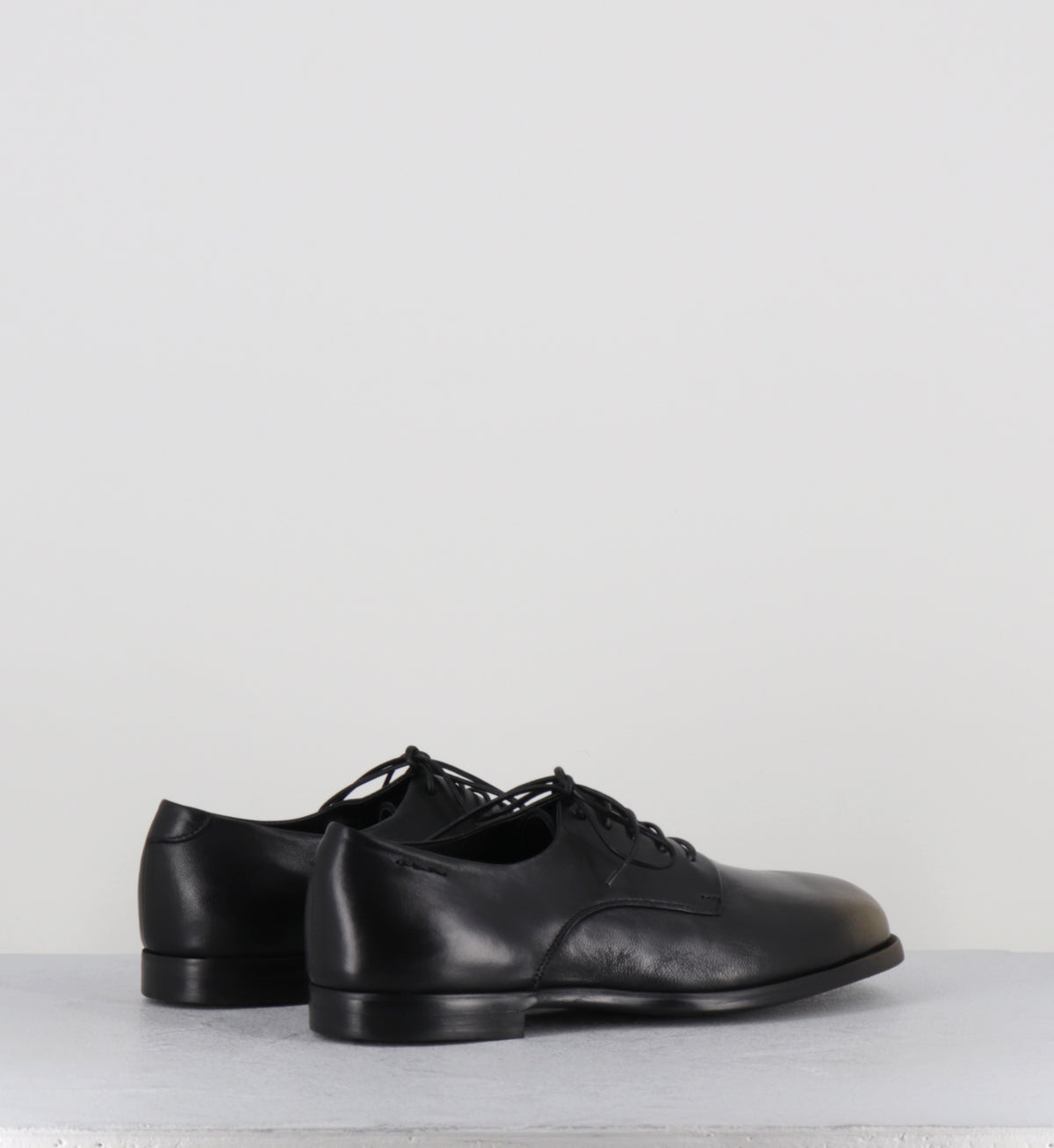 Derby en cuir noir et doré - 60370 GLAMOUR NERO