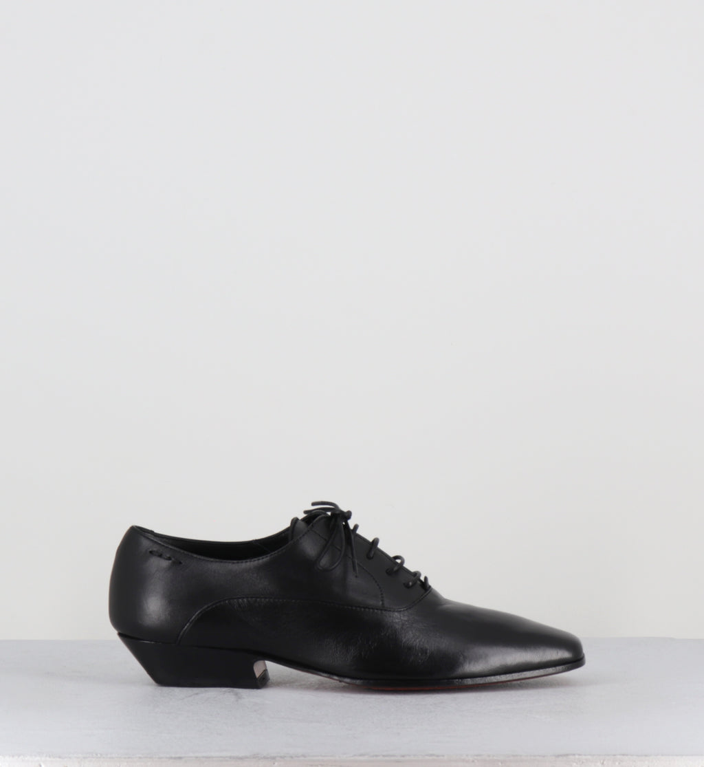 Derby pointu en cuir noir - 60370 GLAMOUR NERO