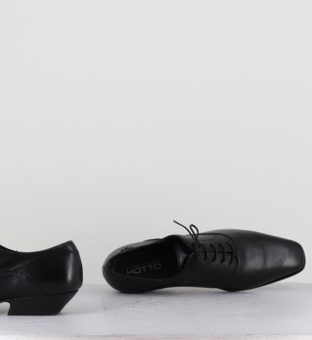 Derby pointu en cuir noir - 60370 GLAMOUR NERO
