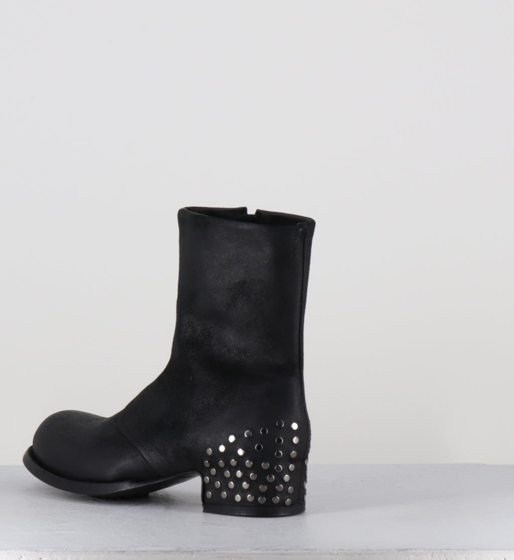Bottines cuir huilé noir à vlous - BEAT RIVET BIKER NERO
