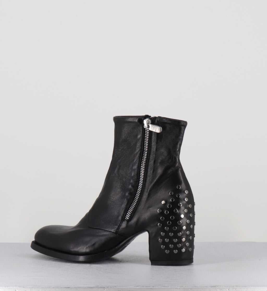 Bottines en cuir noir zip clous - LIDIA RIVET MOUSSE NERO