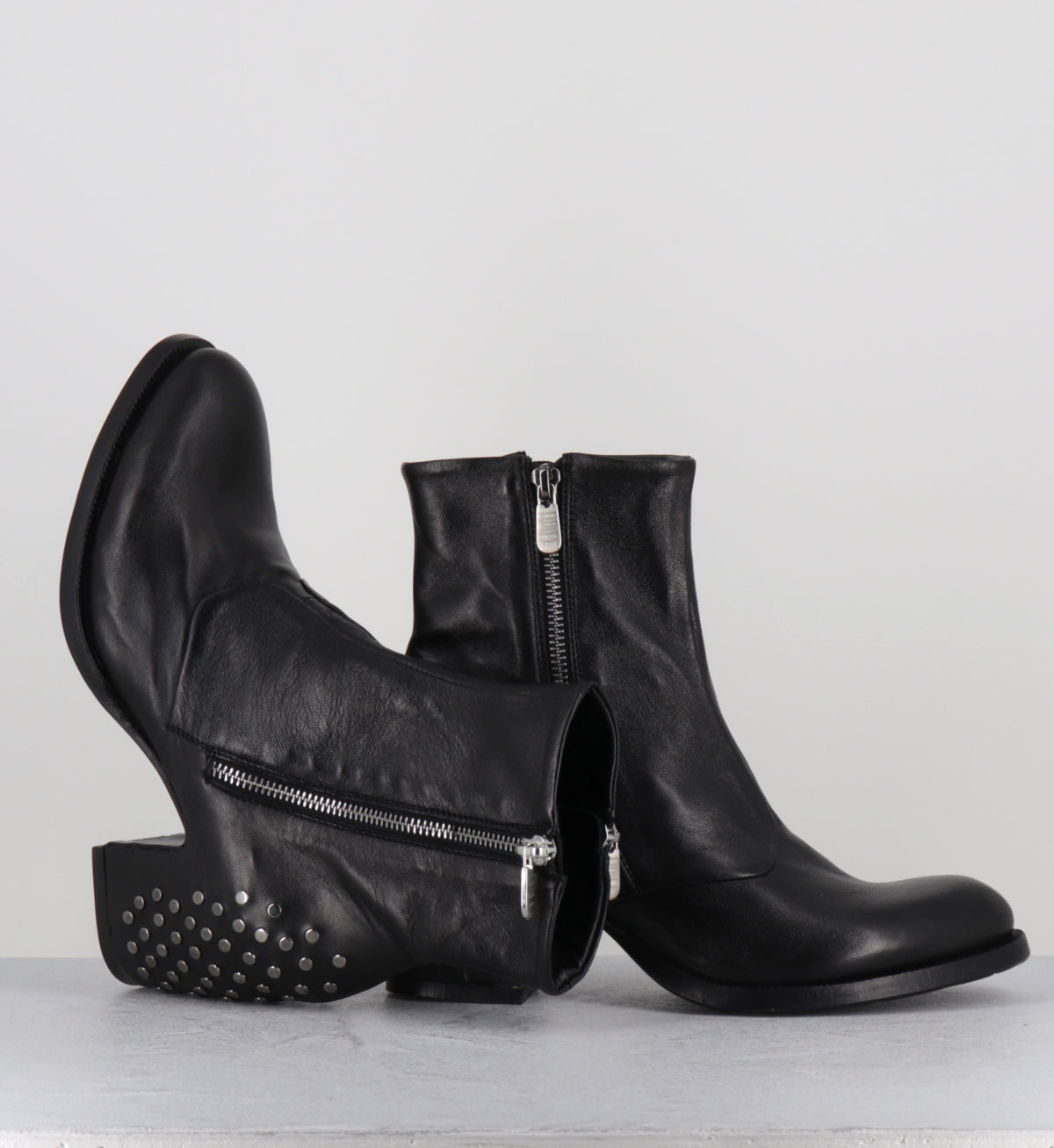 Bottines en cuir noir zip clous - LIDIA RIVET MOUSSE NERO