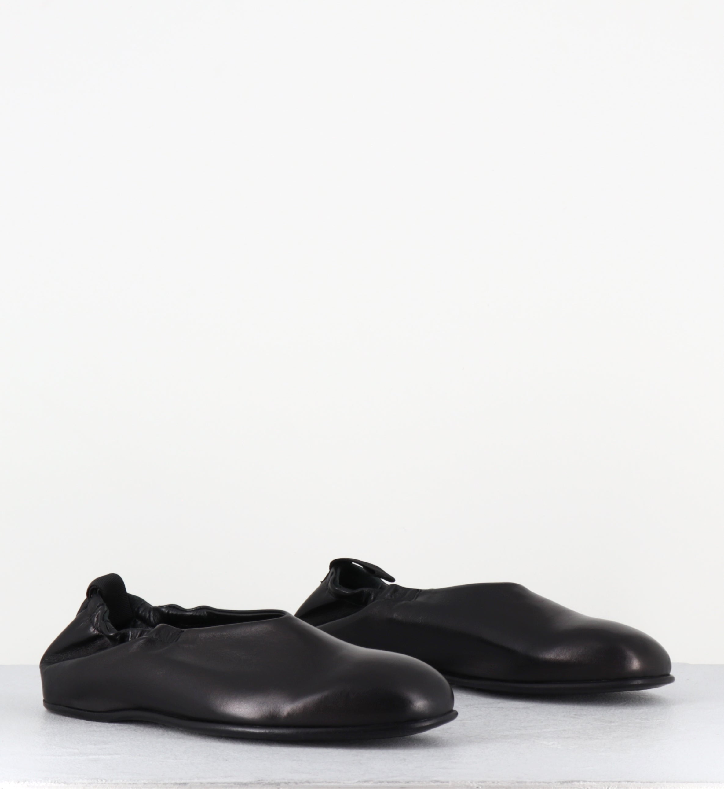Ballerines en cuir noir japonisantes - LOLA TRIPON NERO