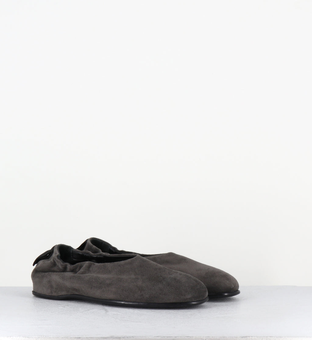 Ballerines en daim gris japonisantes - LOLA PEACH QUINOA