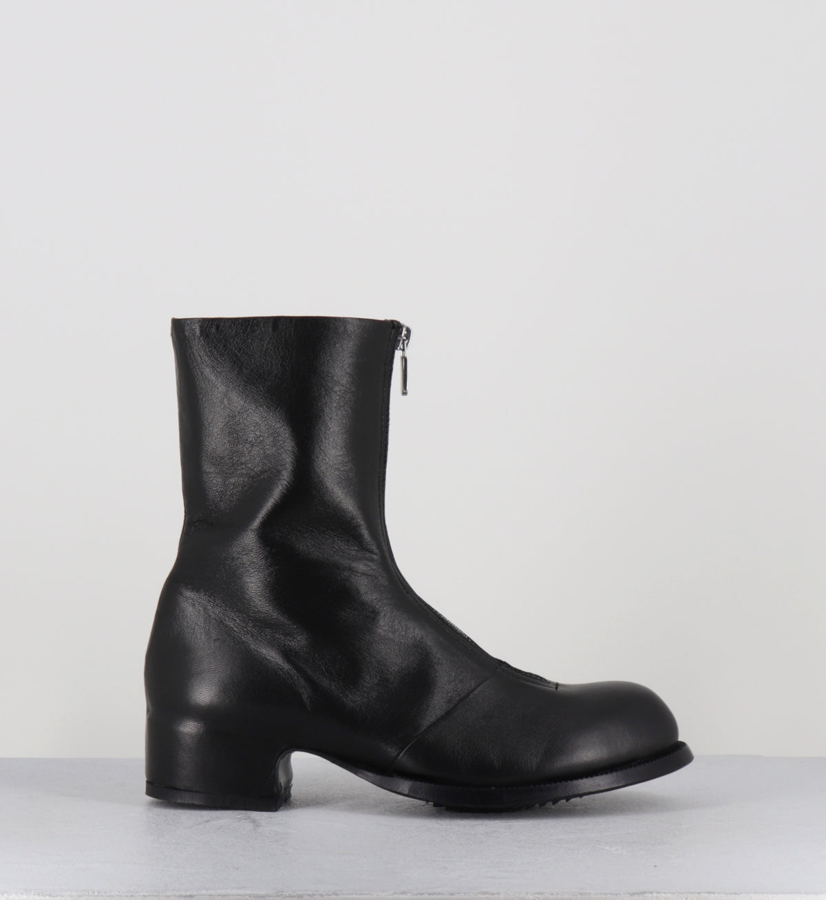 Bottines en cuir noir à zip - ZOE MOUSSE NERO