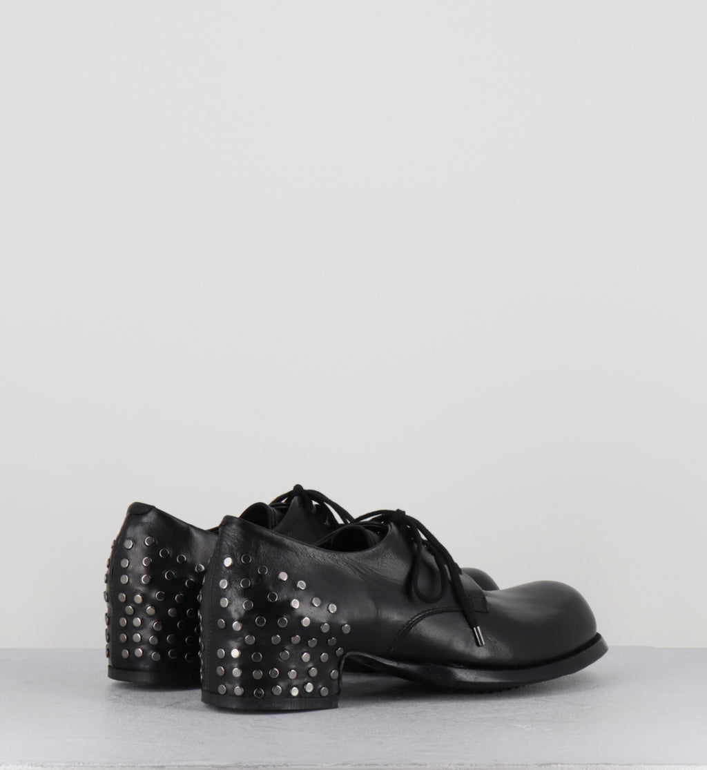 Derby à talon en cuir noir - SIRA RIVET MOUSSE NERO