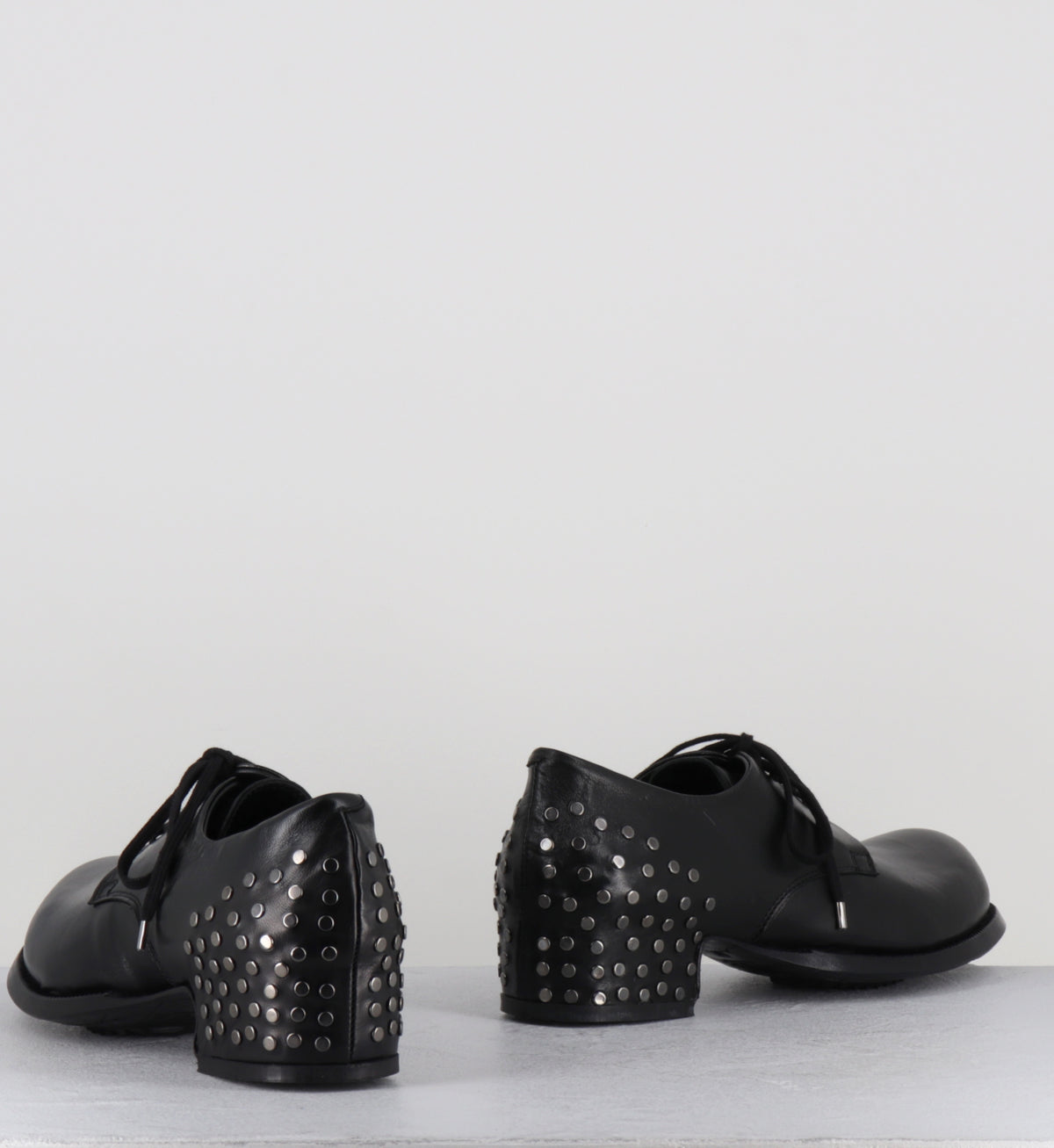 Derby à talon en cuir noir - SIRA RIVET MOUSSE NERO