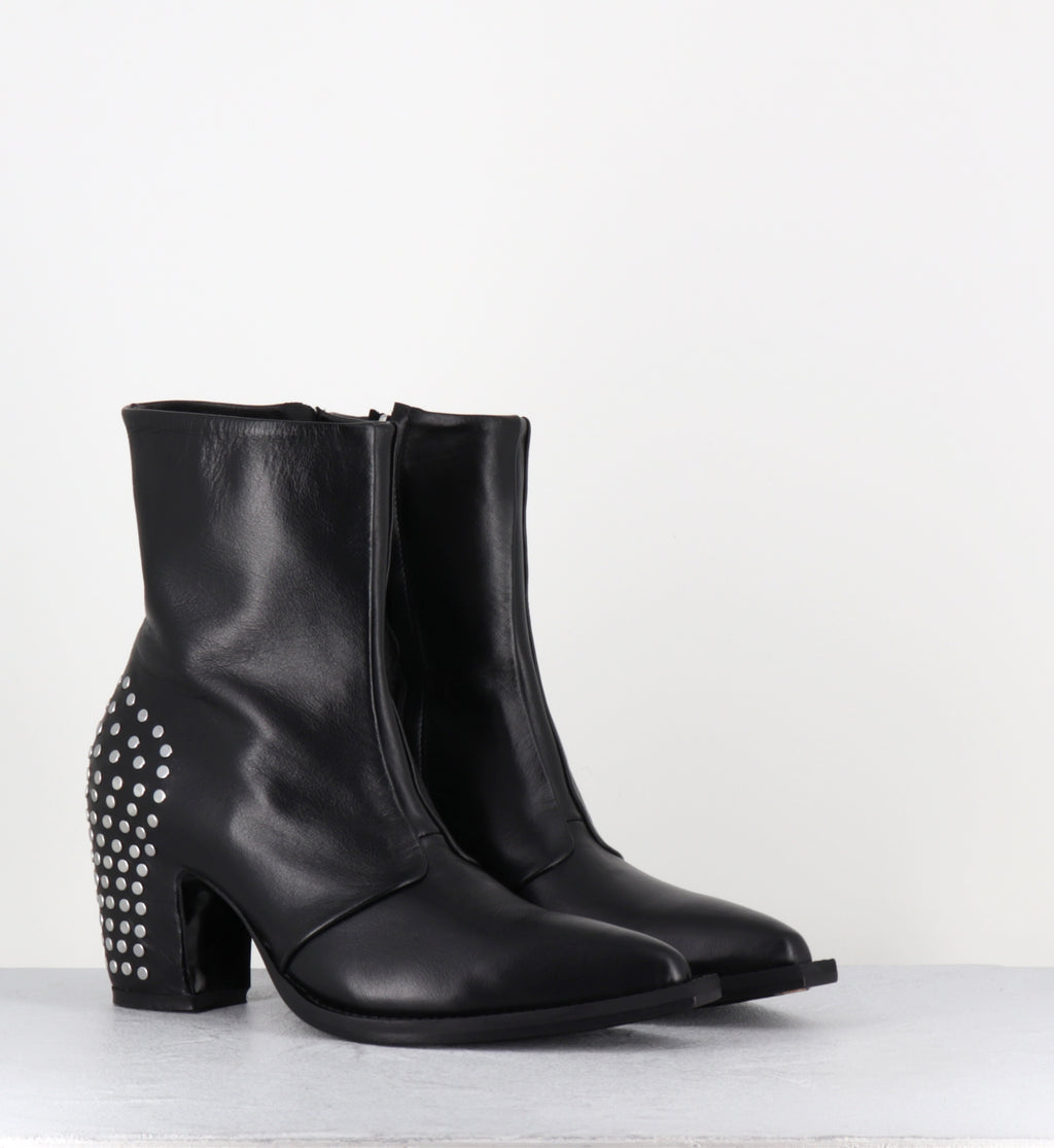 Boots santiags en cuir noir à rivets - ZARI RIVET NERO