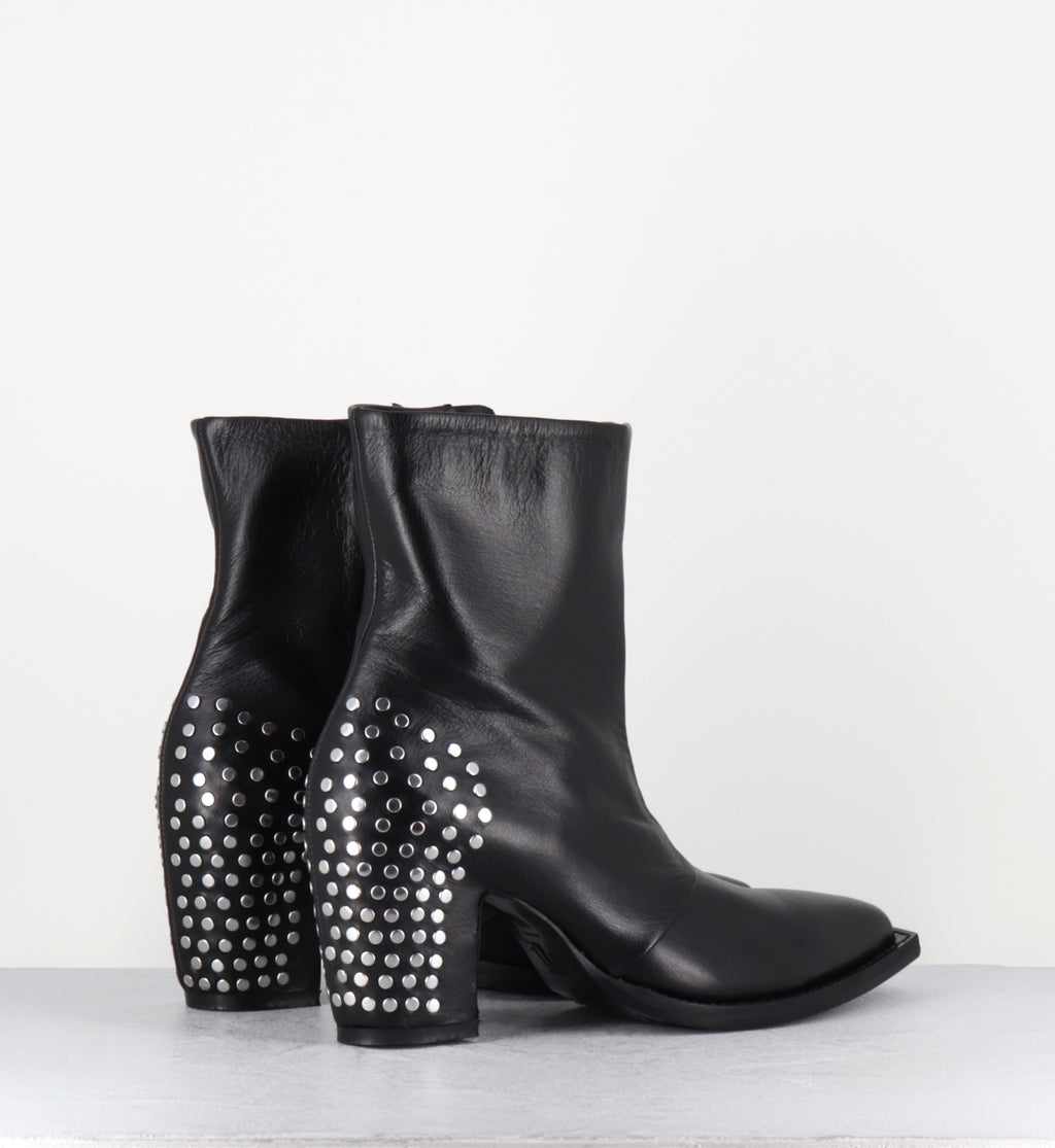 Boots santiags en cuir noir à rivets - ZARI RIVET NERO