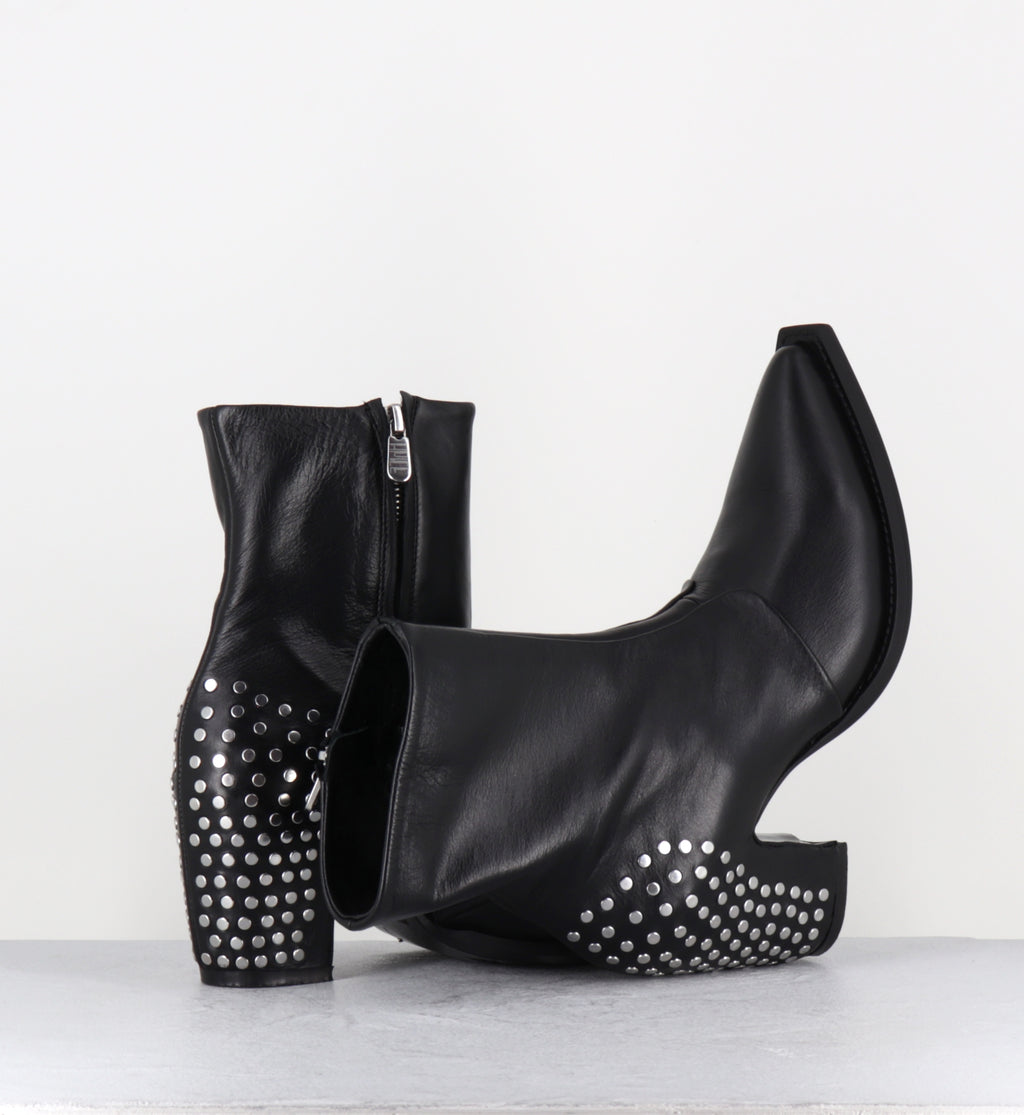 Boots santiags en cuir noir à rivets - ZARI RIVET NERO