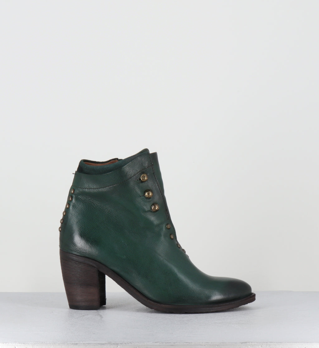 Boots en cuir vert à boutons dorés - 82220 RITHM BALSAMIC