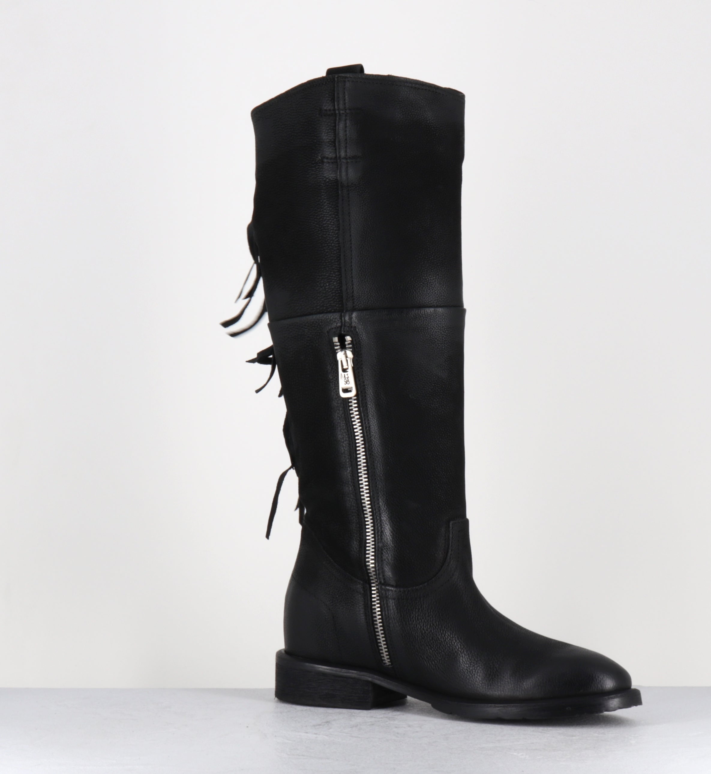 Bottes en daim noir à franges - C14310 NERO