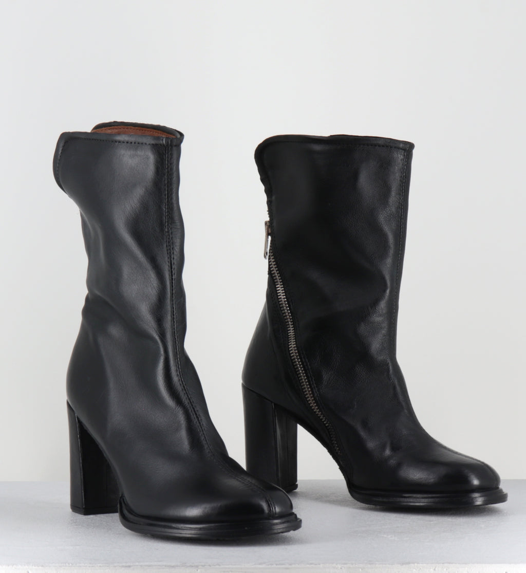 Boots en cuir noir talon haut - C49201 LADY NERO