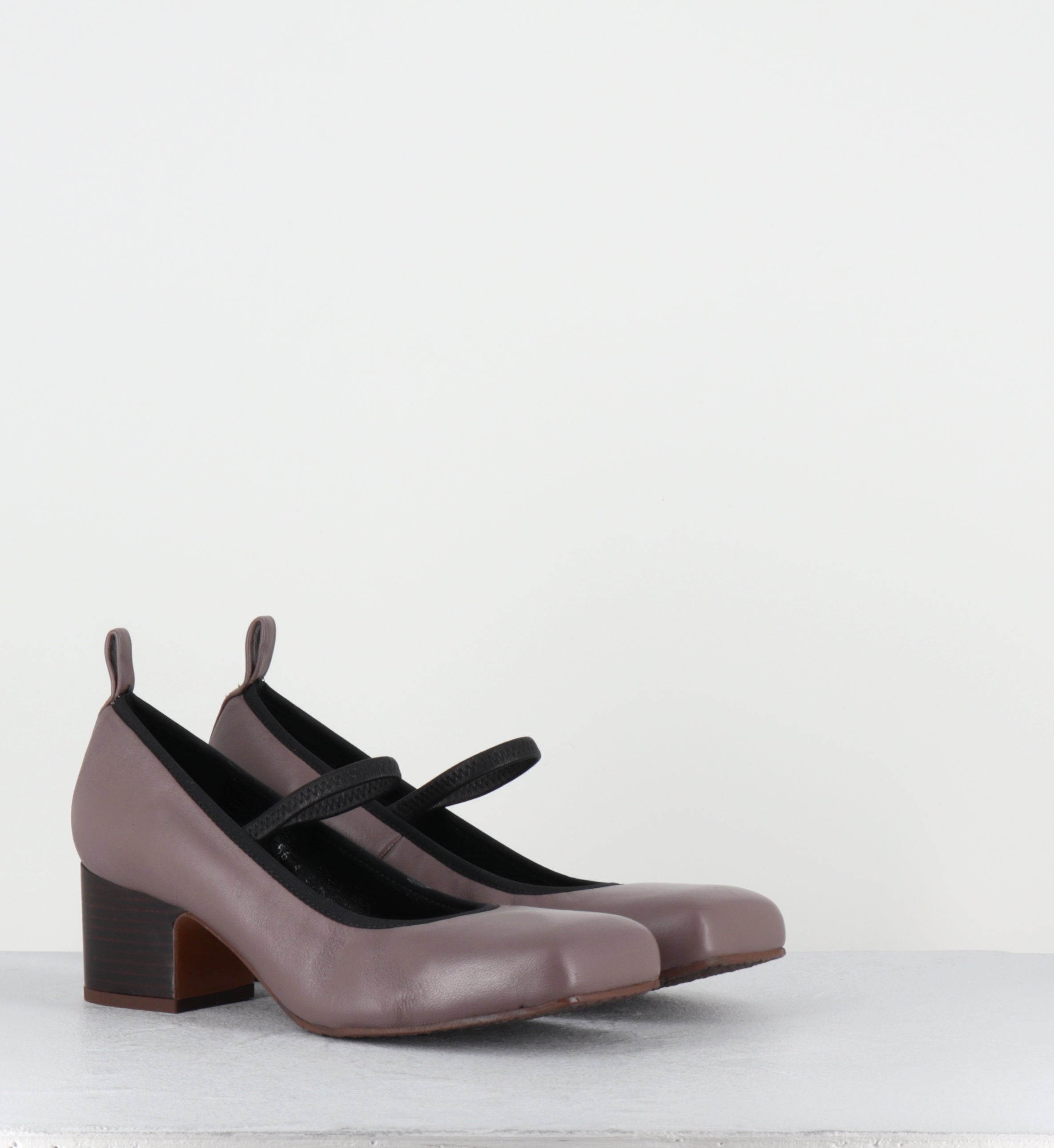 Escarpins élastique en cuir taupe - ERBE NAPPA VISON