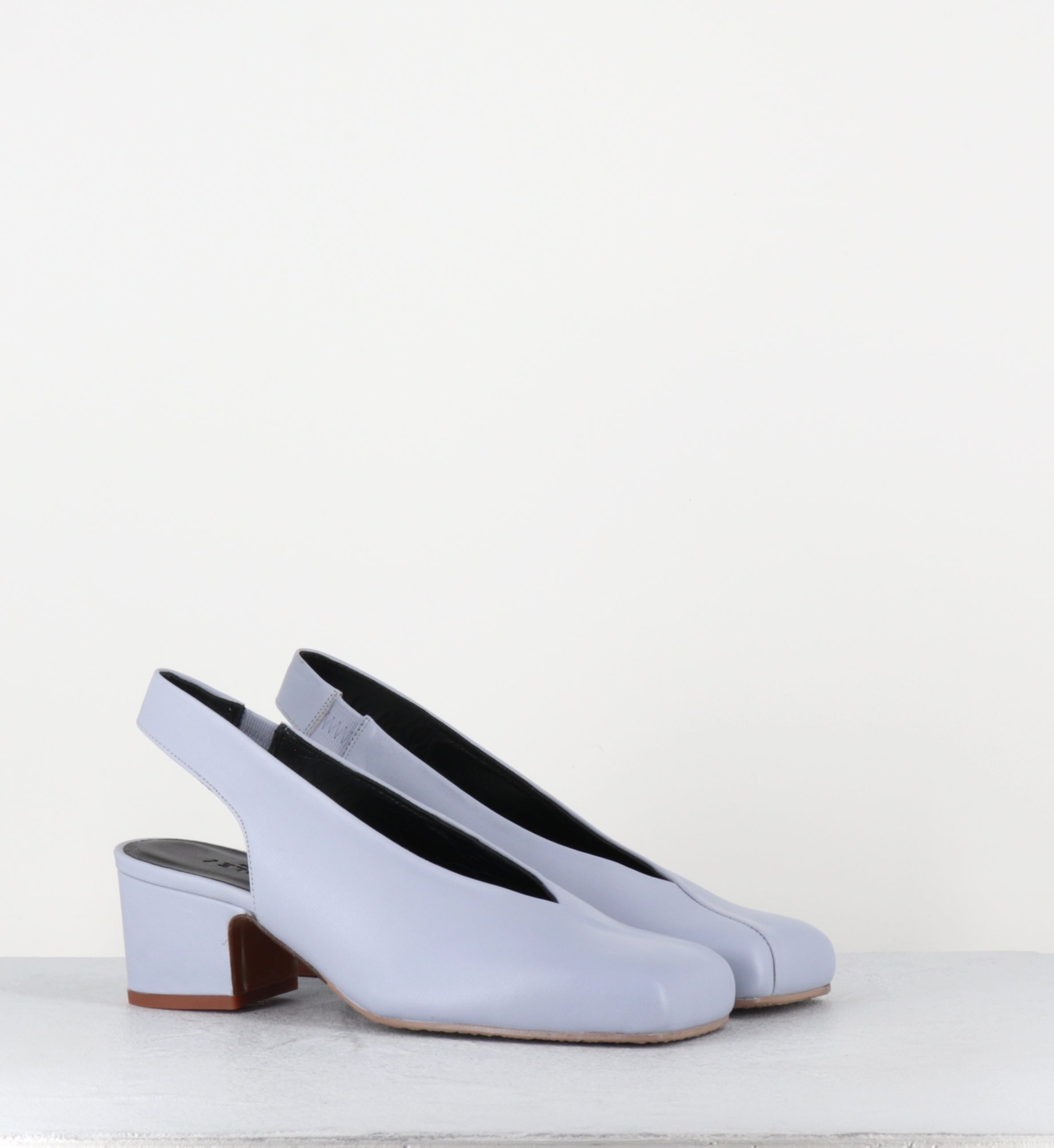 Escarpins slingback bout carré cuir bleu ciel - BRERA SILVER NAPPA