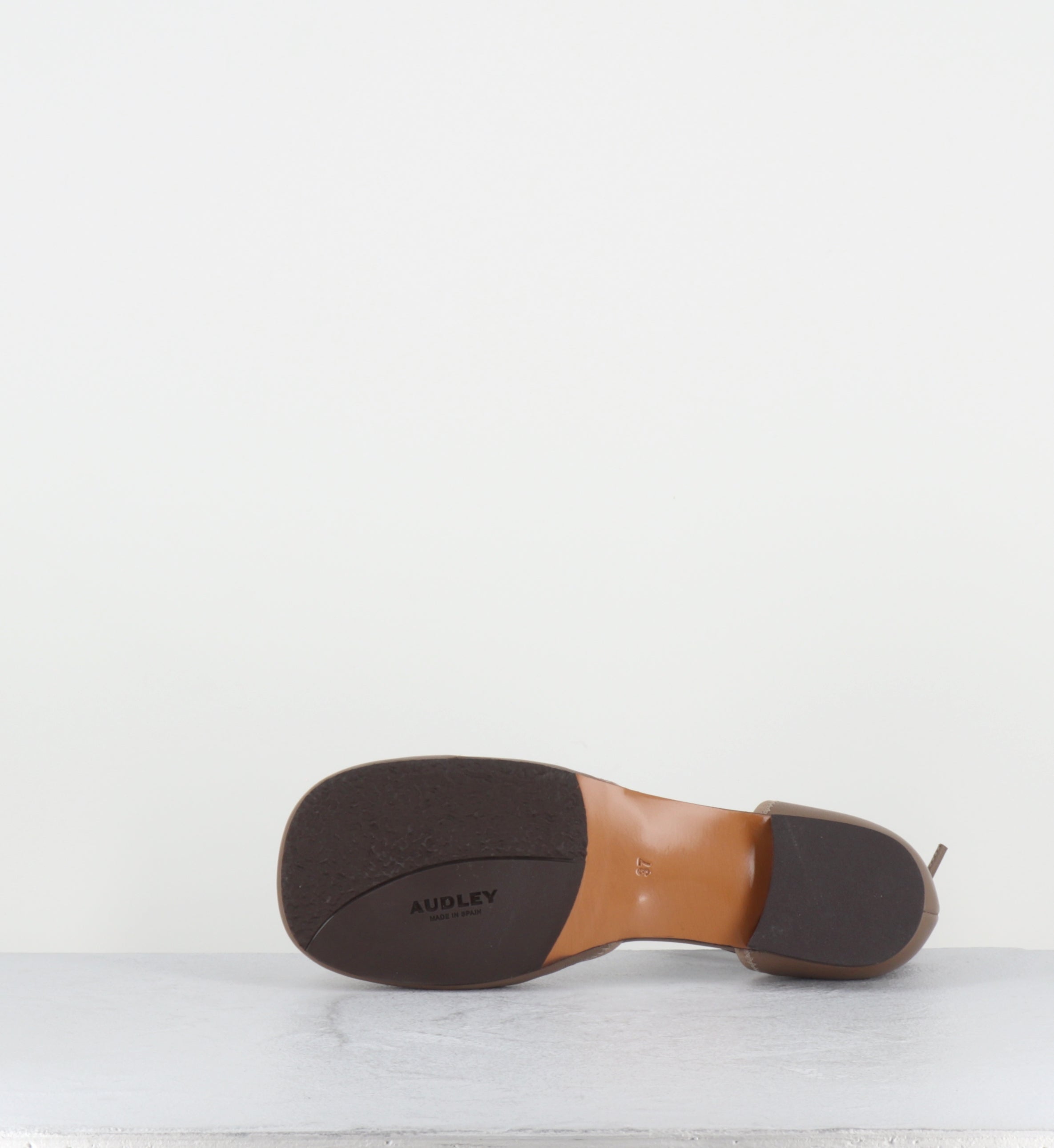 Chaussures en cuir kaki lacets - REDA NAPPA VEREDA