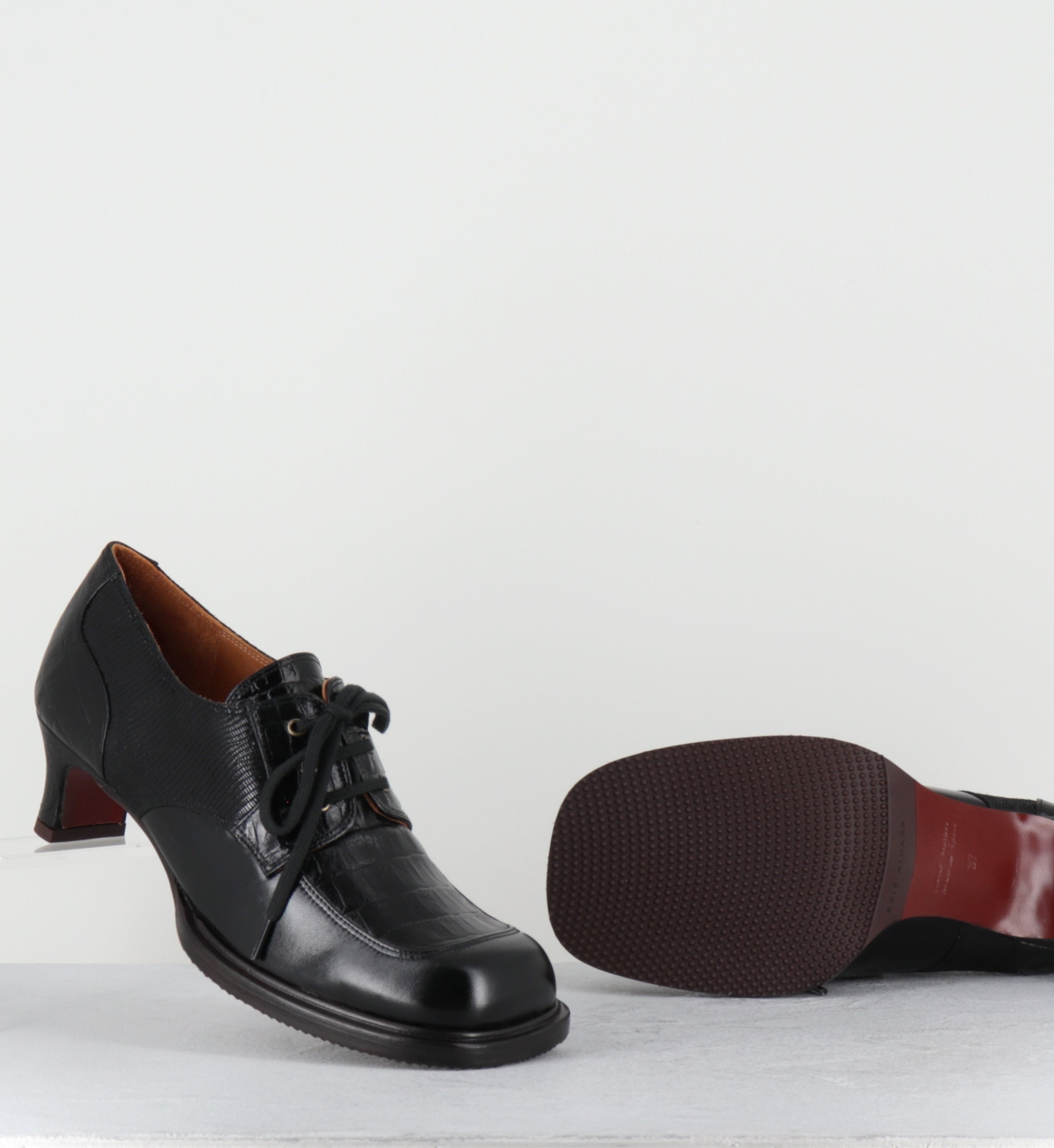 Derby à lacets à talon en cuir noir - BRAIAN RAMONA NEGRO