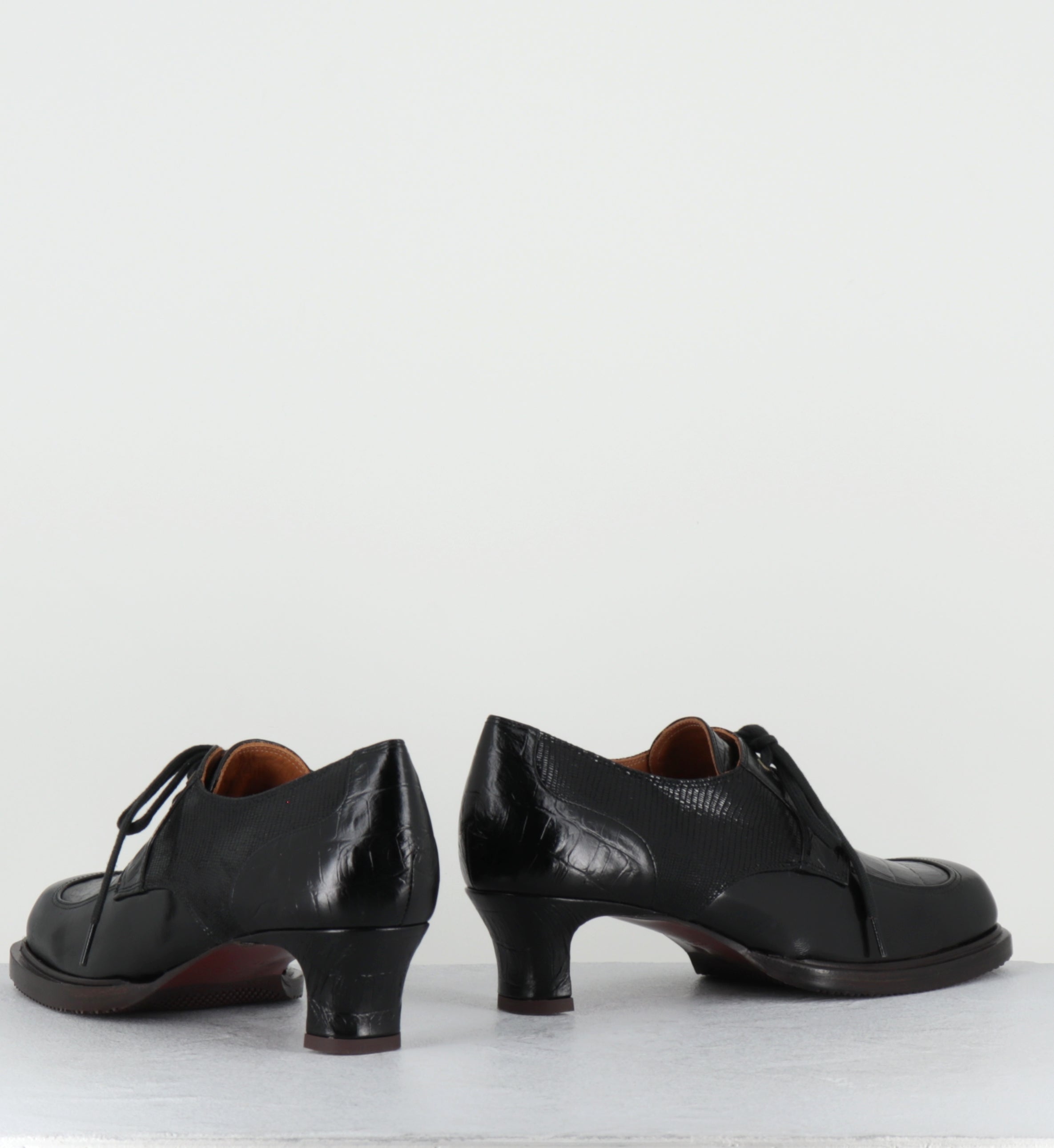 Derby à lacets à talon en cuir noir - BRAIAN RAMONA NEGRO