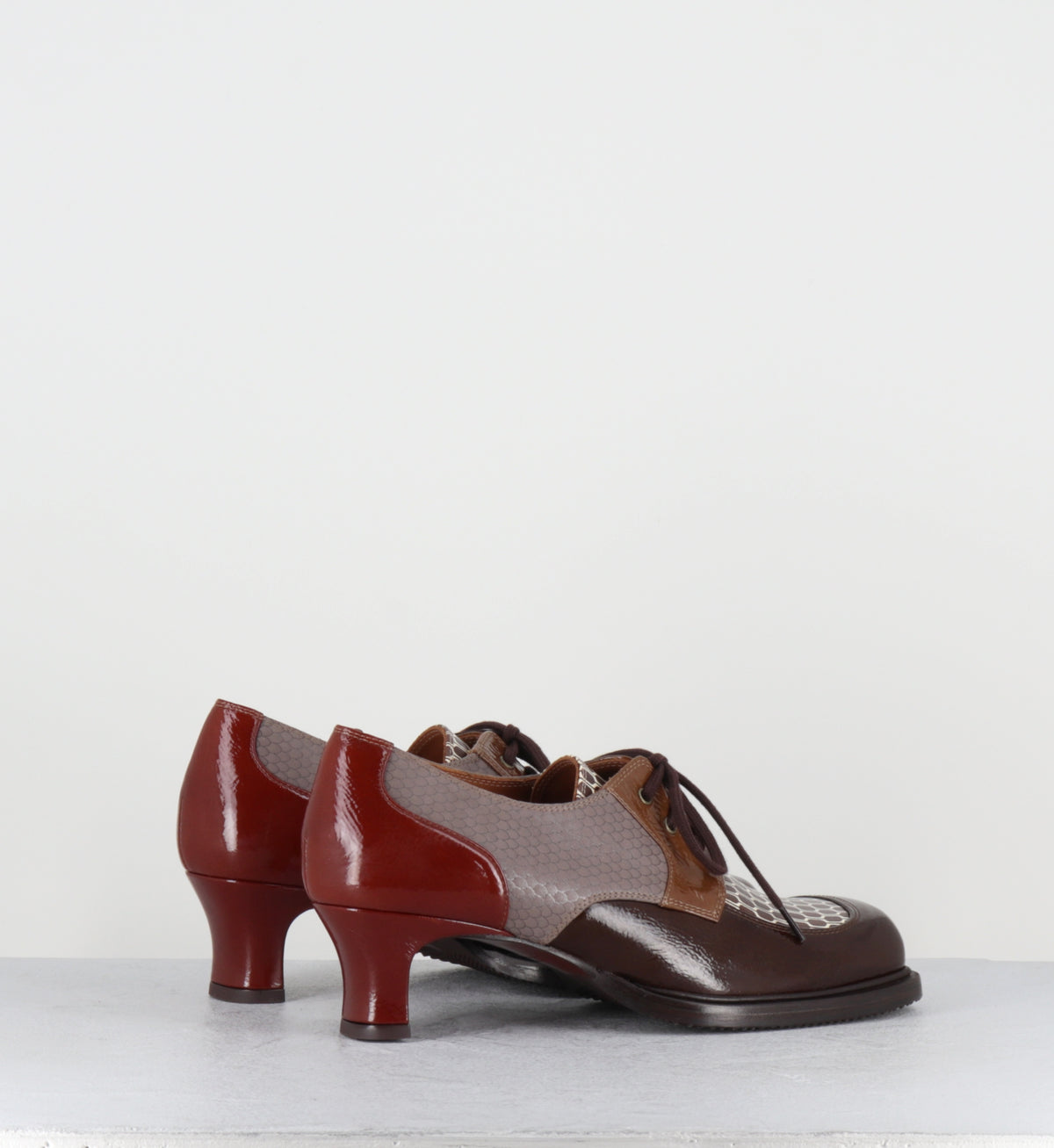 Derby à lacets à talon en cuir marron - BRAIAN SUCRE CHOCO