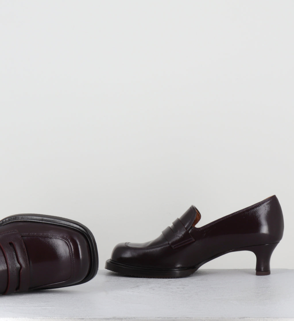 Mocassins à talon en cuir prune - BRONY RAMONA GRAPE
