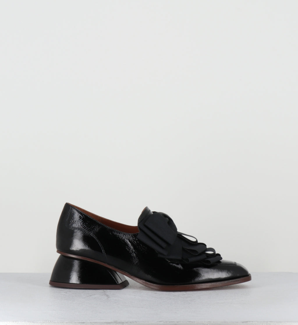 Chaussures en cuir noir à noeuds - CASAME SUCRE NEGRO