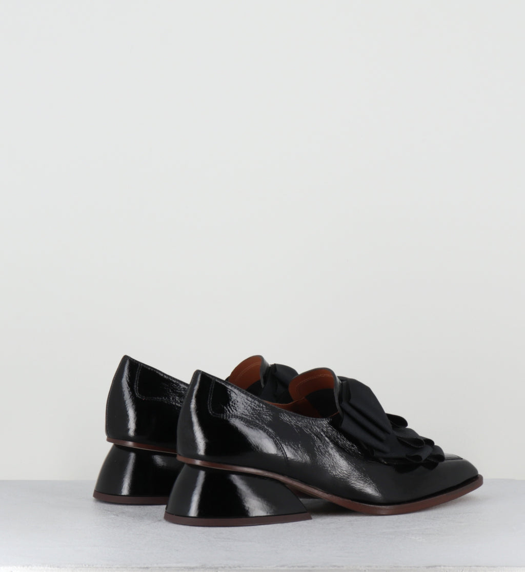 Chaussures en cuir noir à noeuds - CASAME SUCRE NEGRO