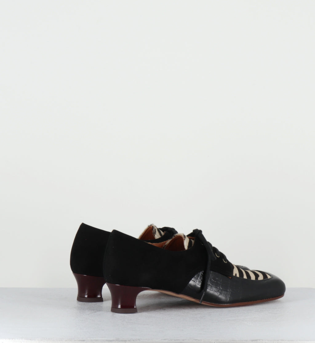 Chaussures à lacets cuir noir et zèbre - IZMAYA KRAKOVA NEGRO