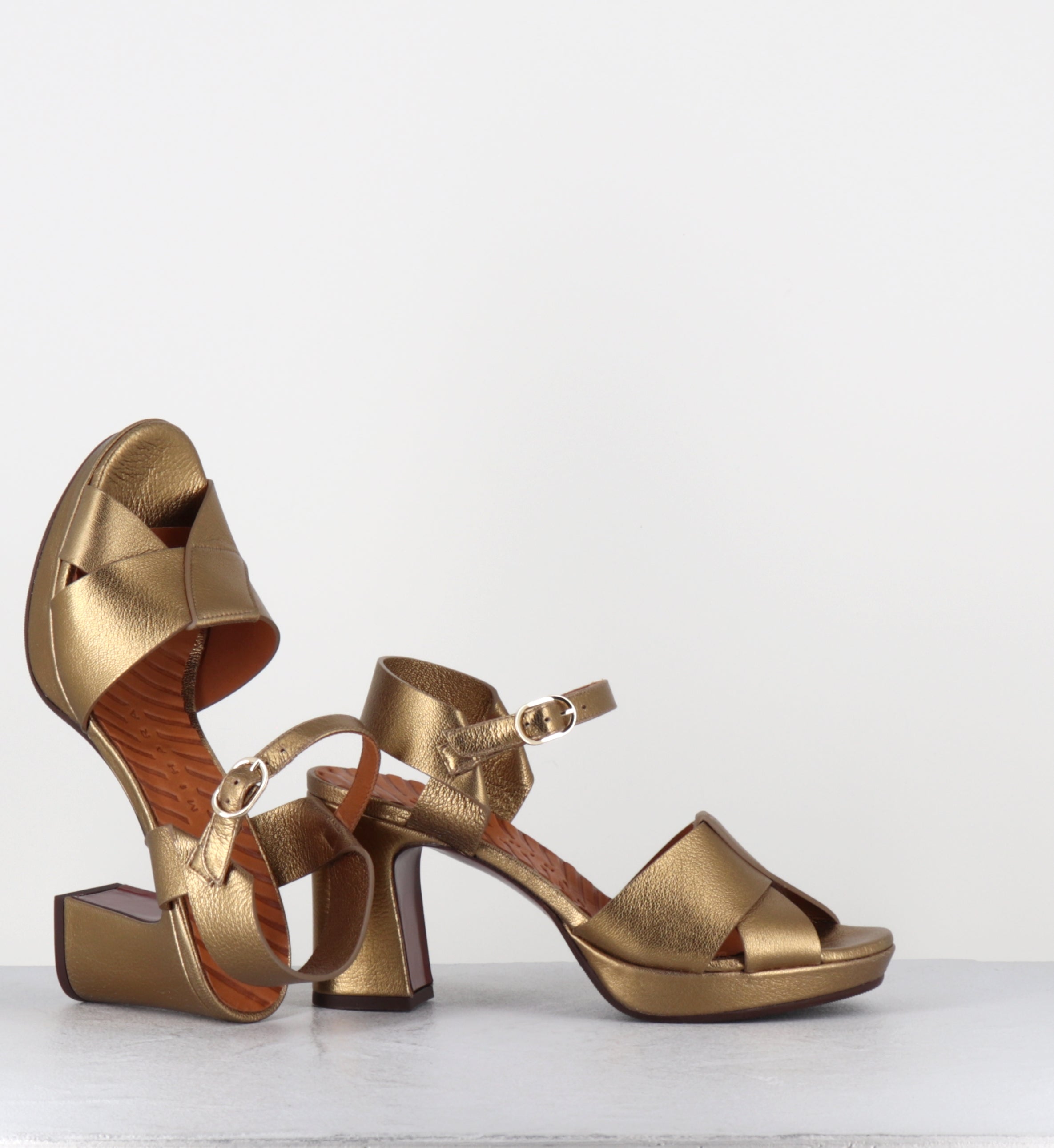 Sandales à plateforme en cuir bronze - KIELA DALI BRONCE