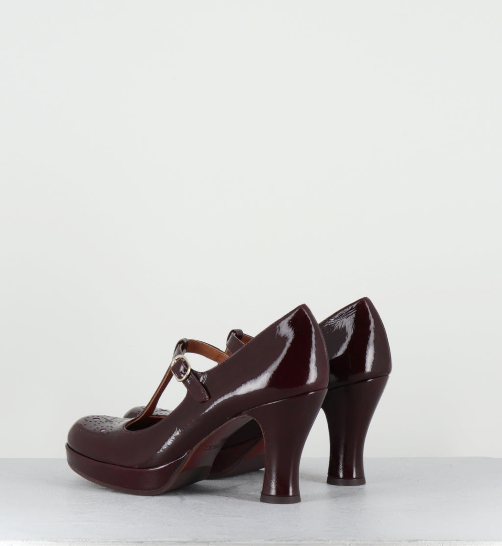 Escarpins salomé à plateforme vernis bordeaux - KOKESHI SUCRE RUBI