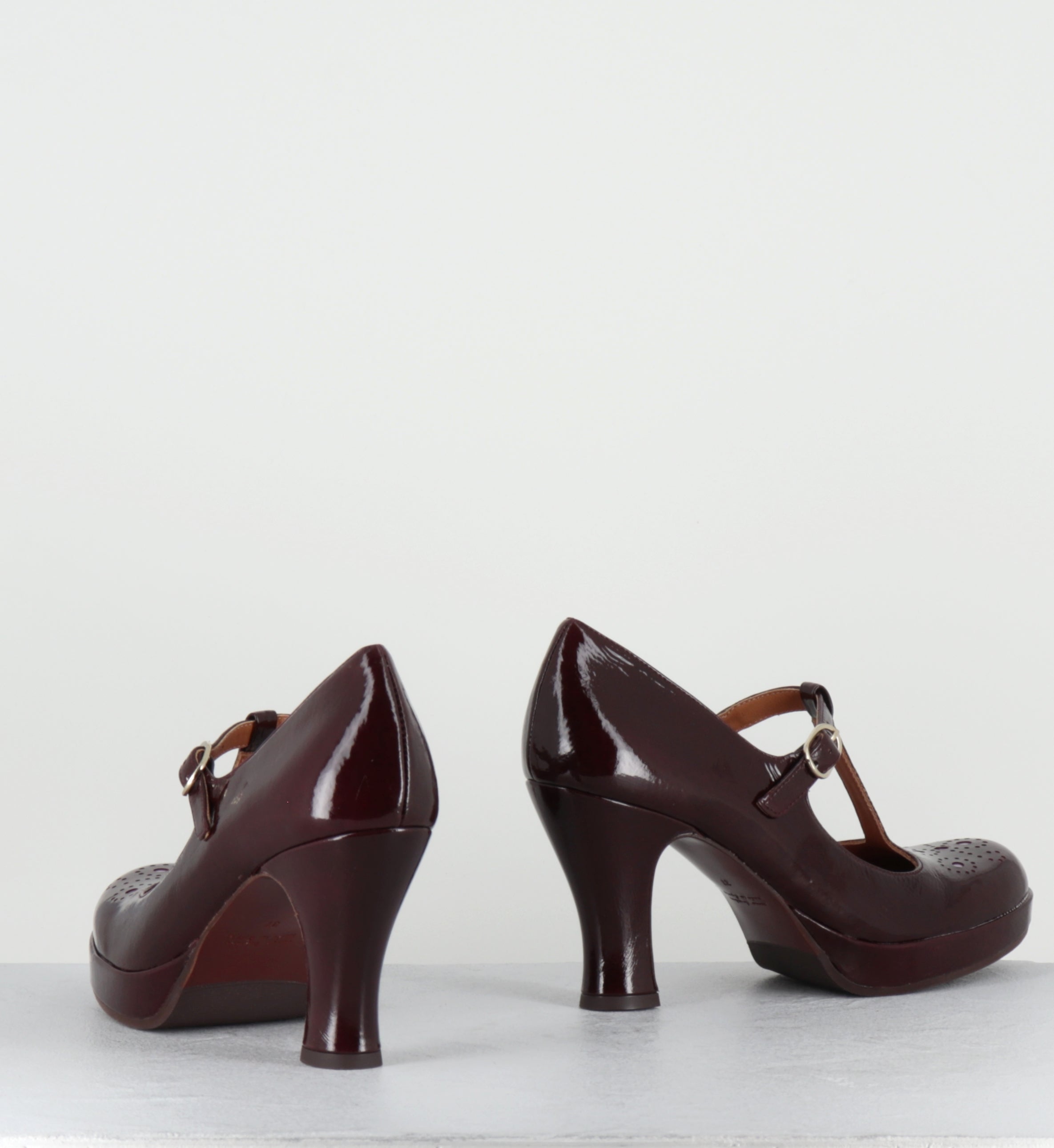Escarpins salomé à plateforme vernis bordeaux - KOKESHI SUCRE RUBI
