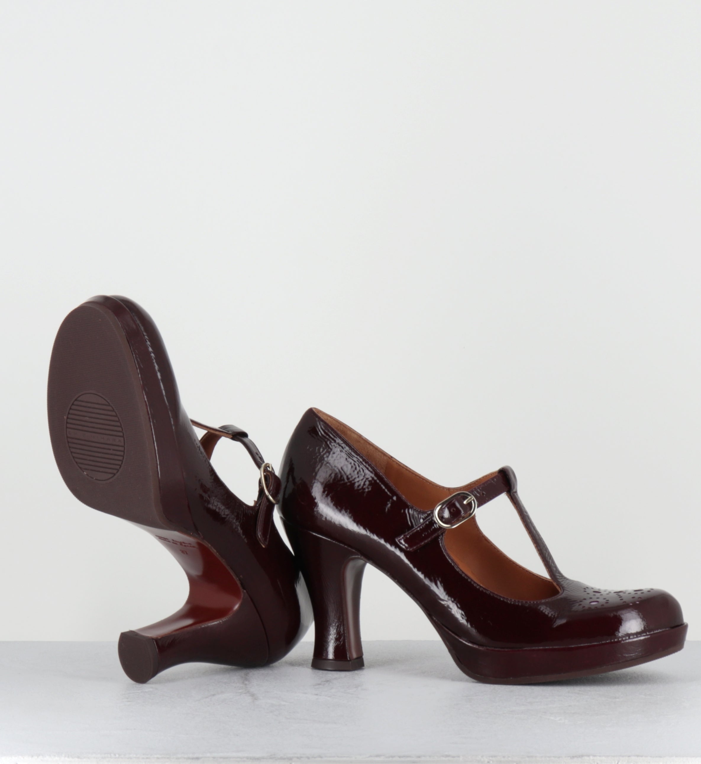 Escarpins salomé à plateforme vernis bordeaux - KOKESHI SUCRE RUBI