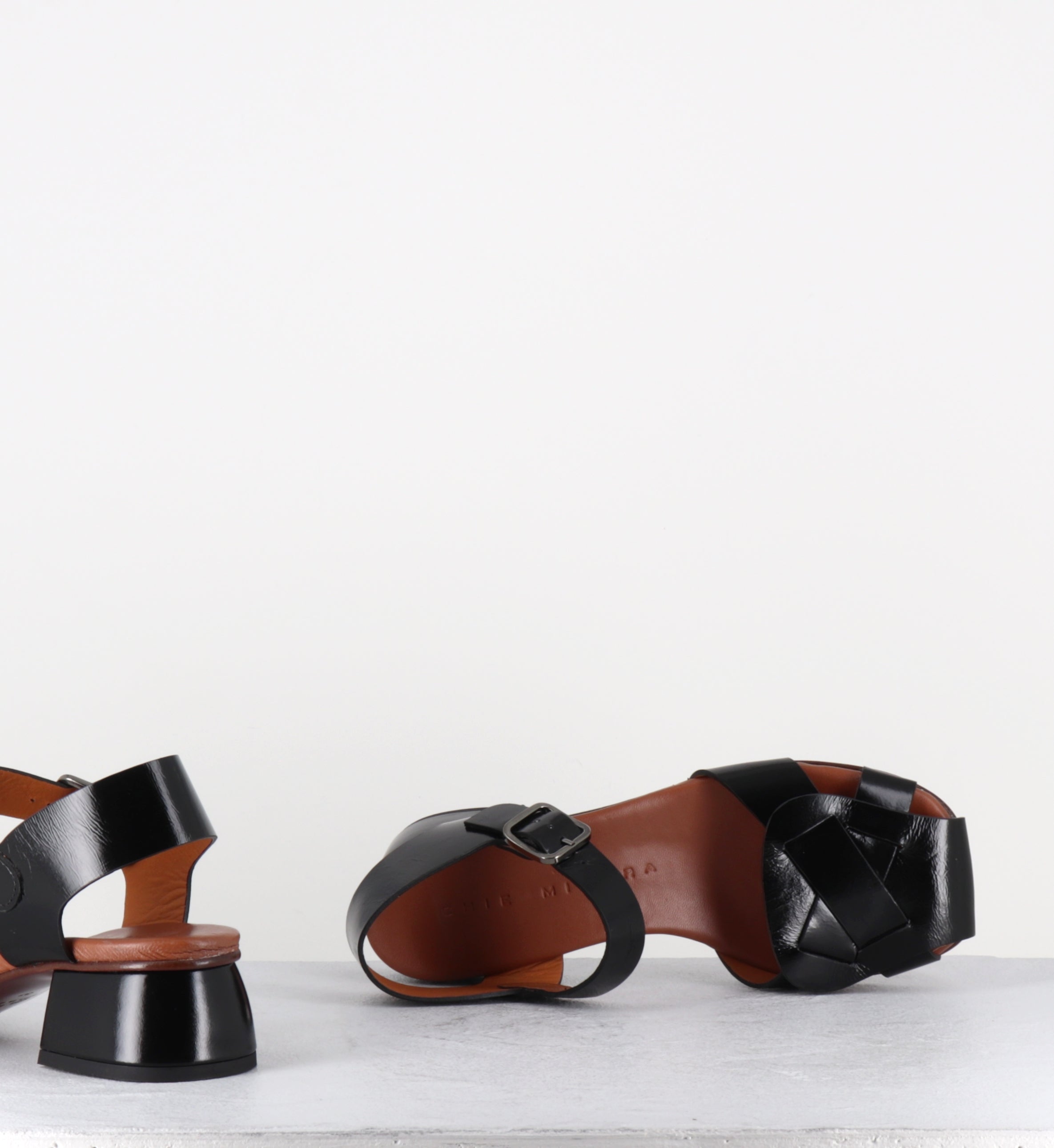 Babies en cuir noir japonisantes petit talon - QIOBA MACAO NEGRO