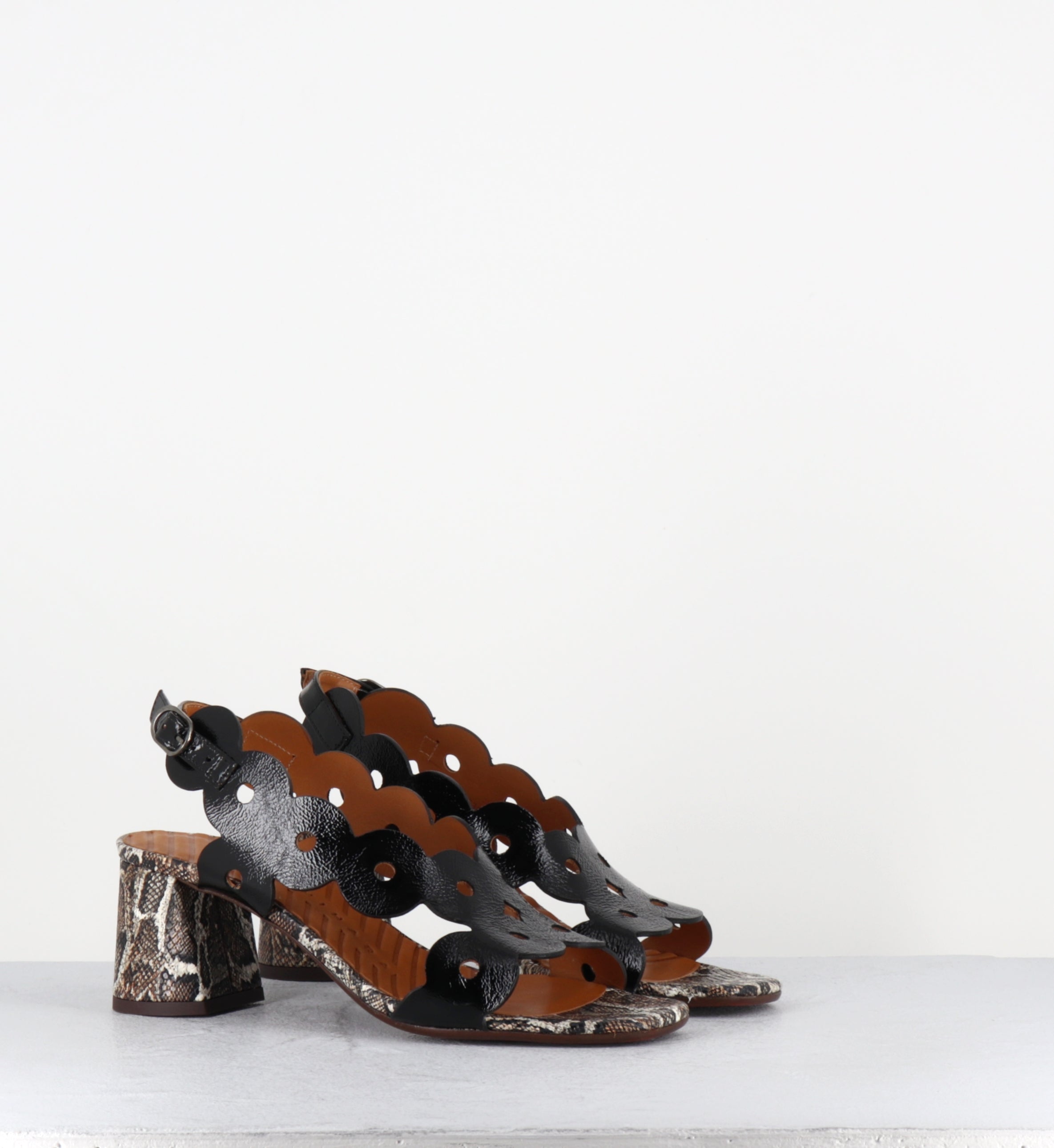 Sandales à talon en cuir noir et serpent - RYED SUCRE NEGRO