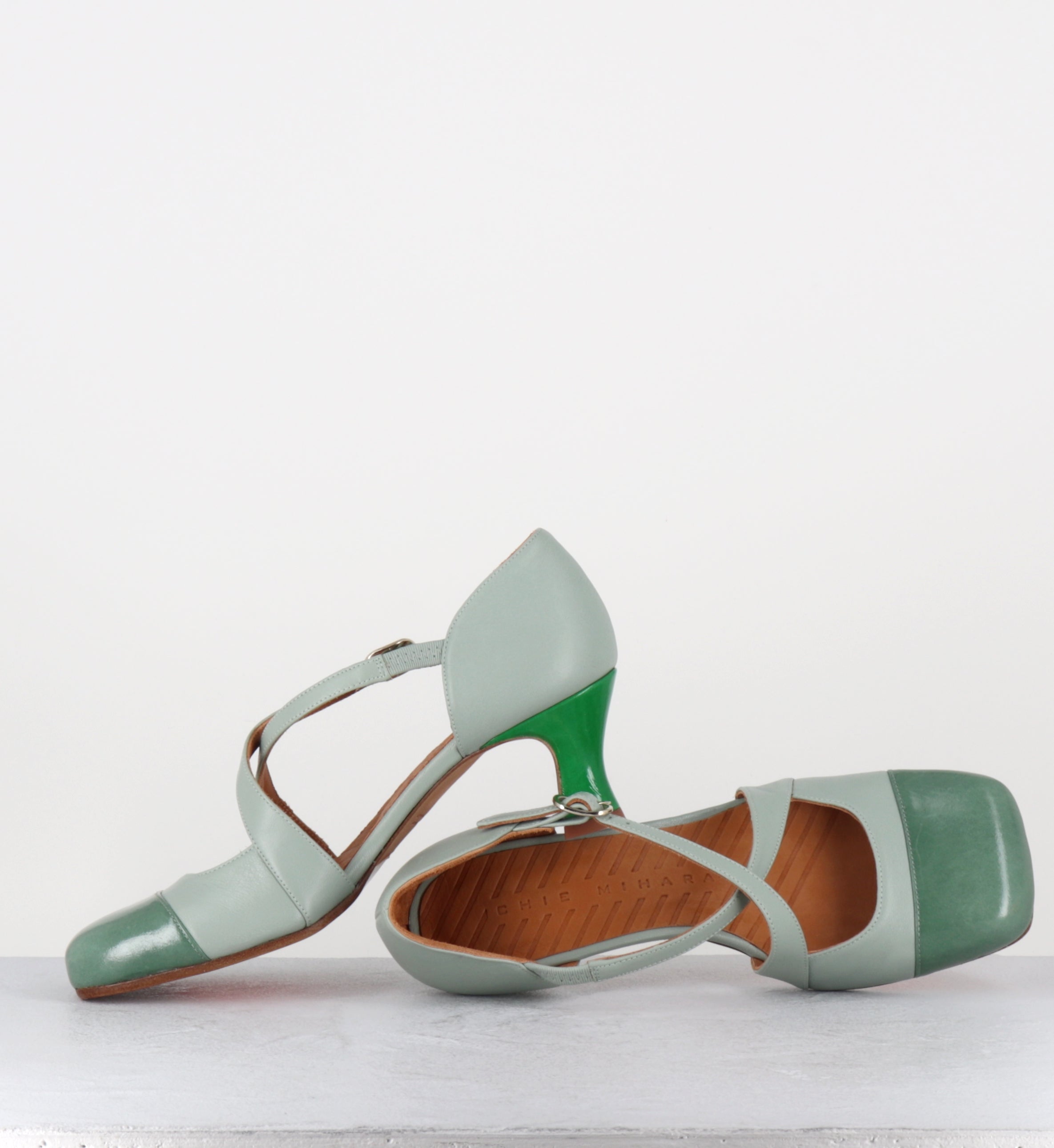 Babies en cuir vert petit talon - SENATA SUCRE JADE