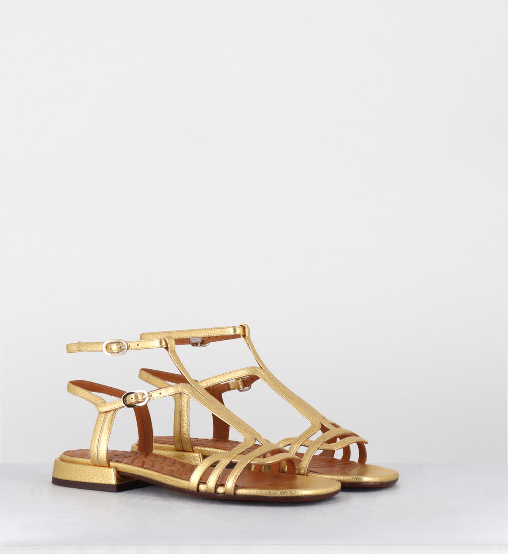 Sandales plates multi-brides en cuir doré - TYALA DALI ORO