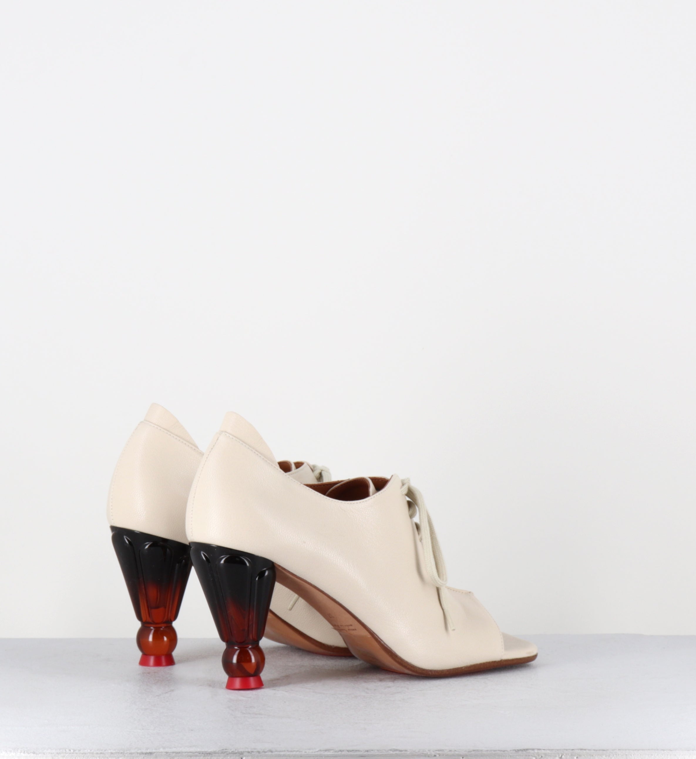 Open-boots en cuir blanc cassé talon plexi - UTILITY KIMERA LECHE