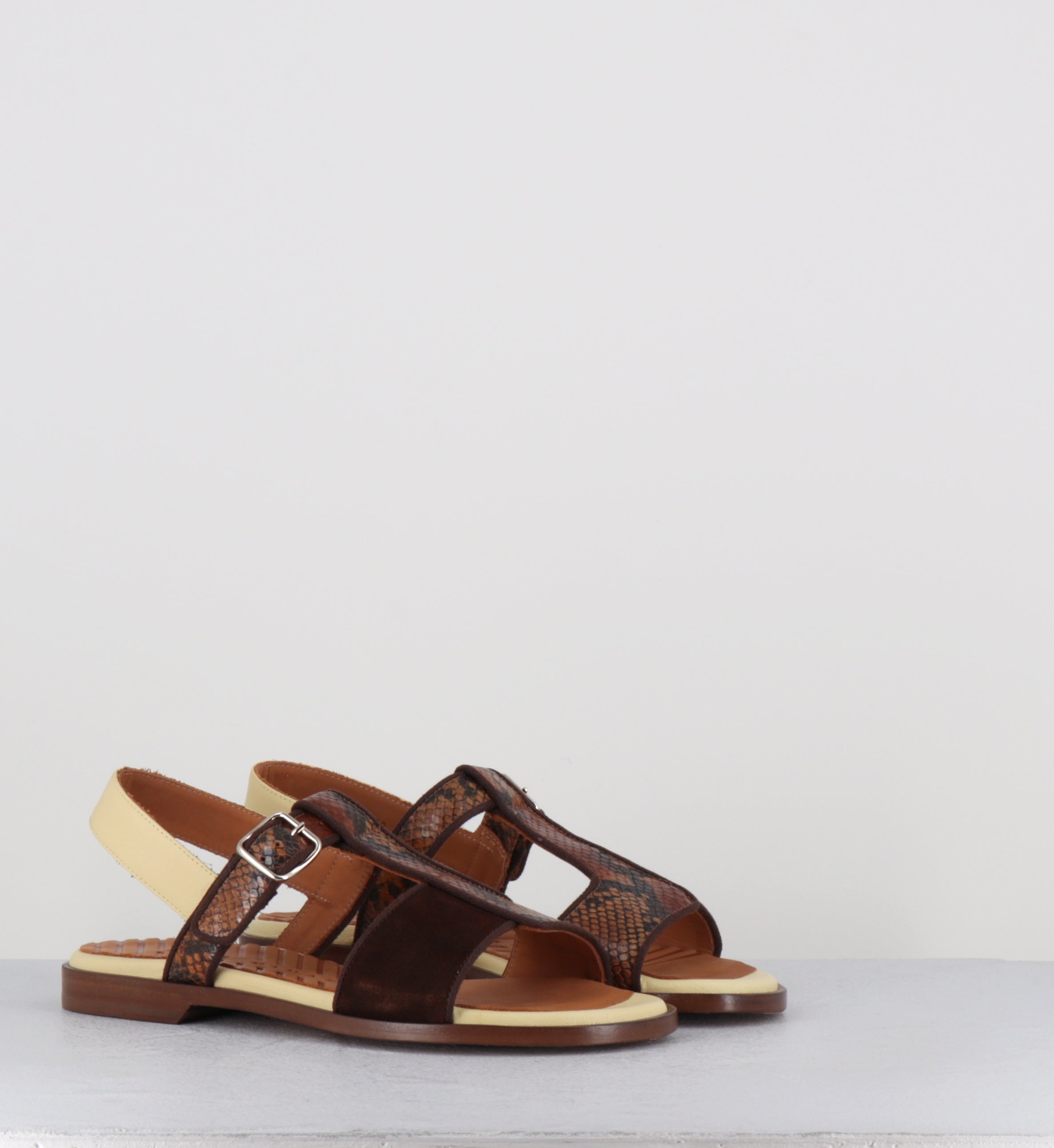 Sandales plates en cuir marron - WABIL48 PIEL COLOR5