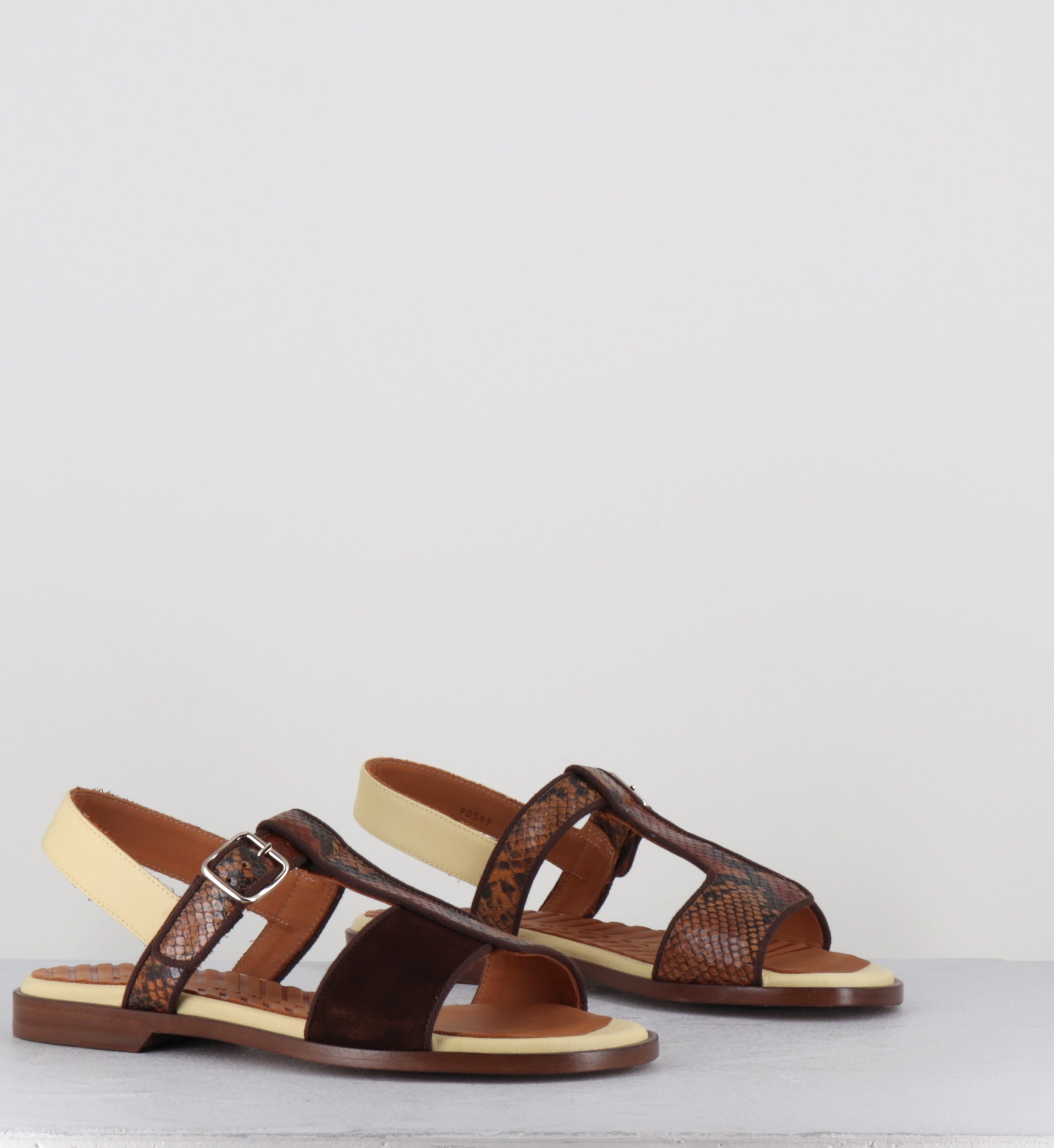 Sandales plates en cuir marron - WABIL48 PIEL COLOR5