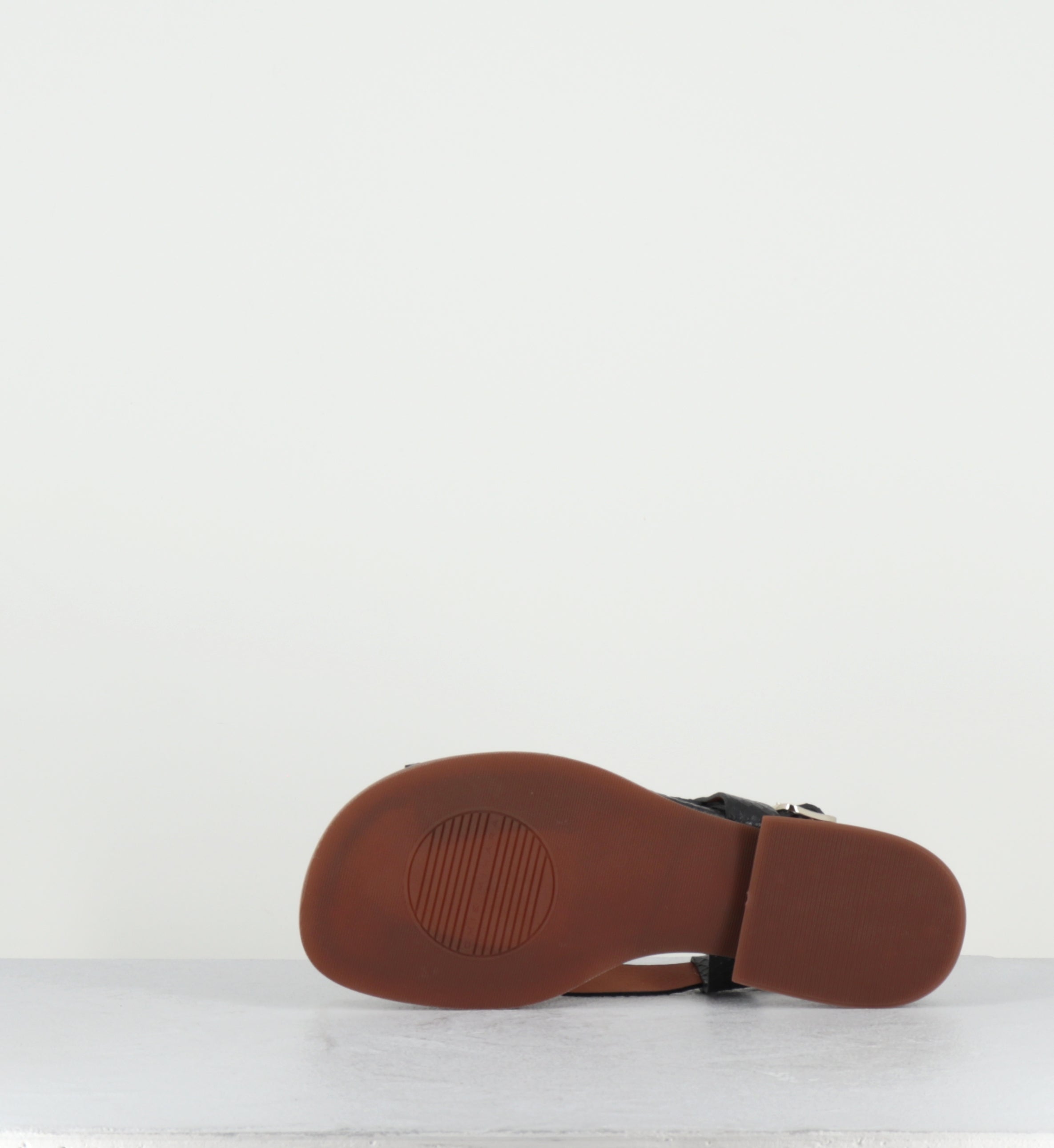 Sandales plates en cuir noir - WENTA48 PIEL NERO