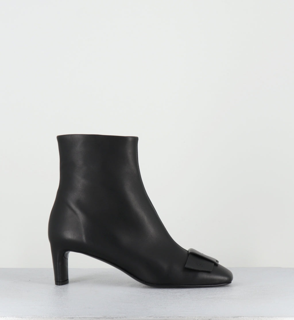 Boots en cuir noir petit talon - 12225 CAPRI NERO