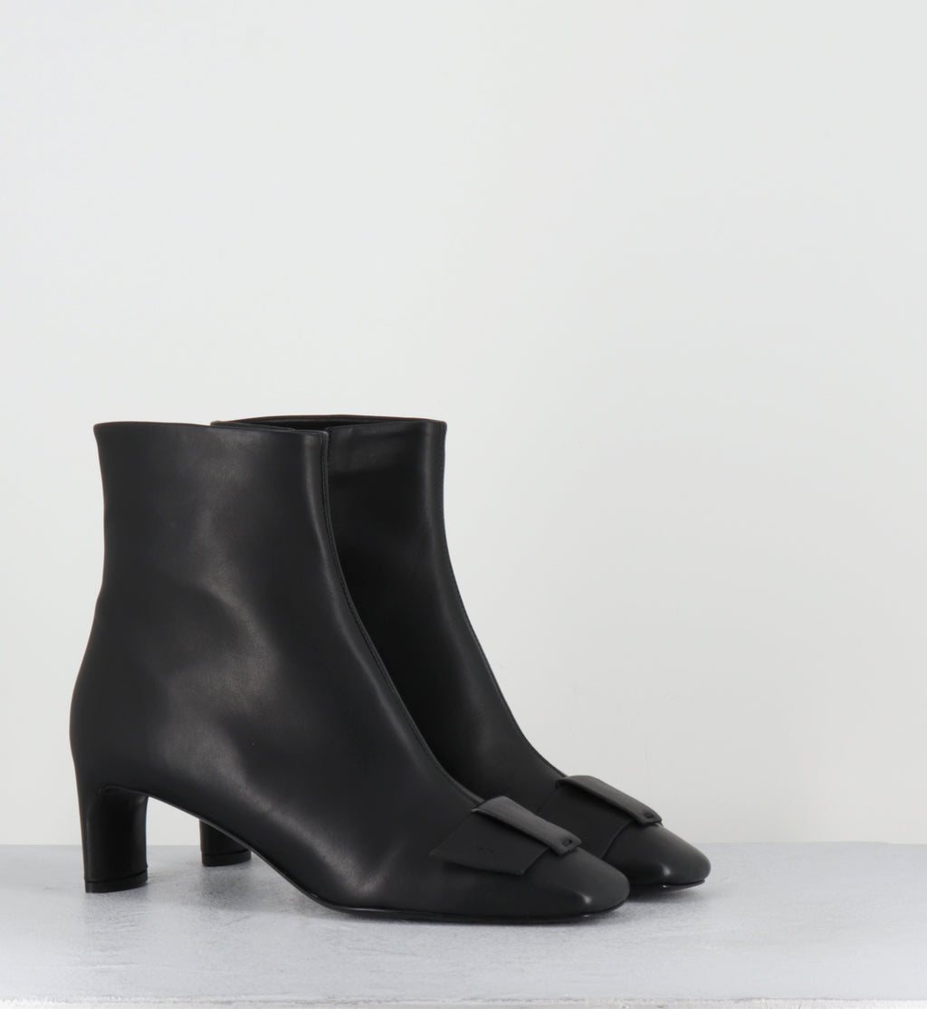 Boots en cuir noir petit talon - 12225 CAPRI NERO